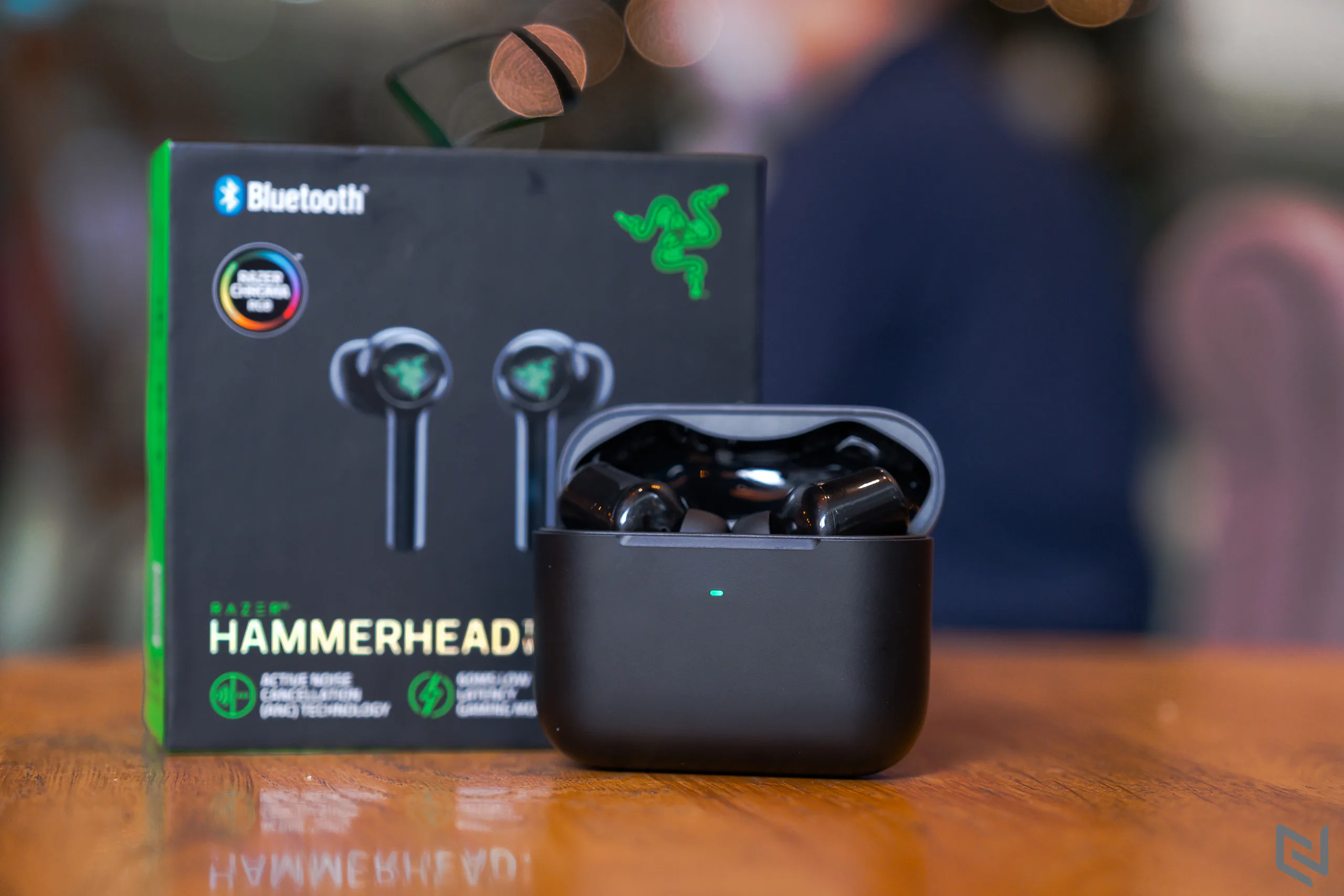 Đánh giá Razer HammerHead True Wireless 2021: Tai nghe không dây đậm chất game thủ, đèn LED đẹp mắt, chế độ Gaming Mode giảm độ trễ ấn tượng