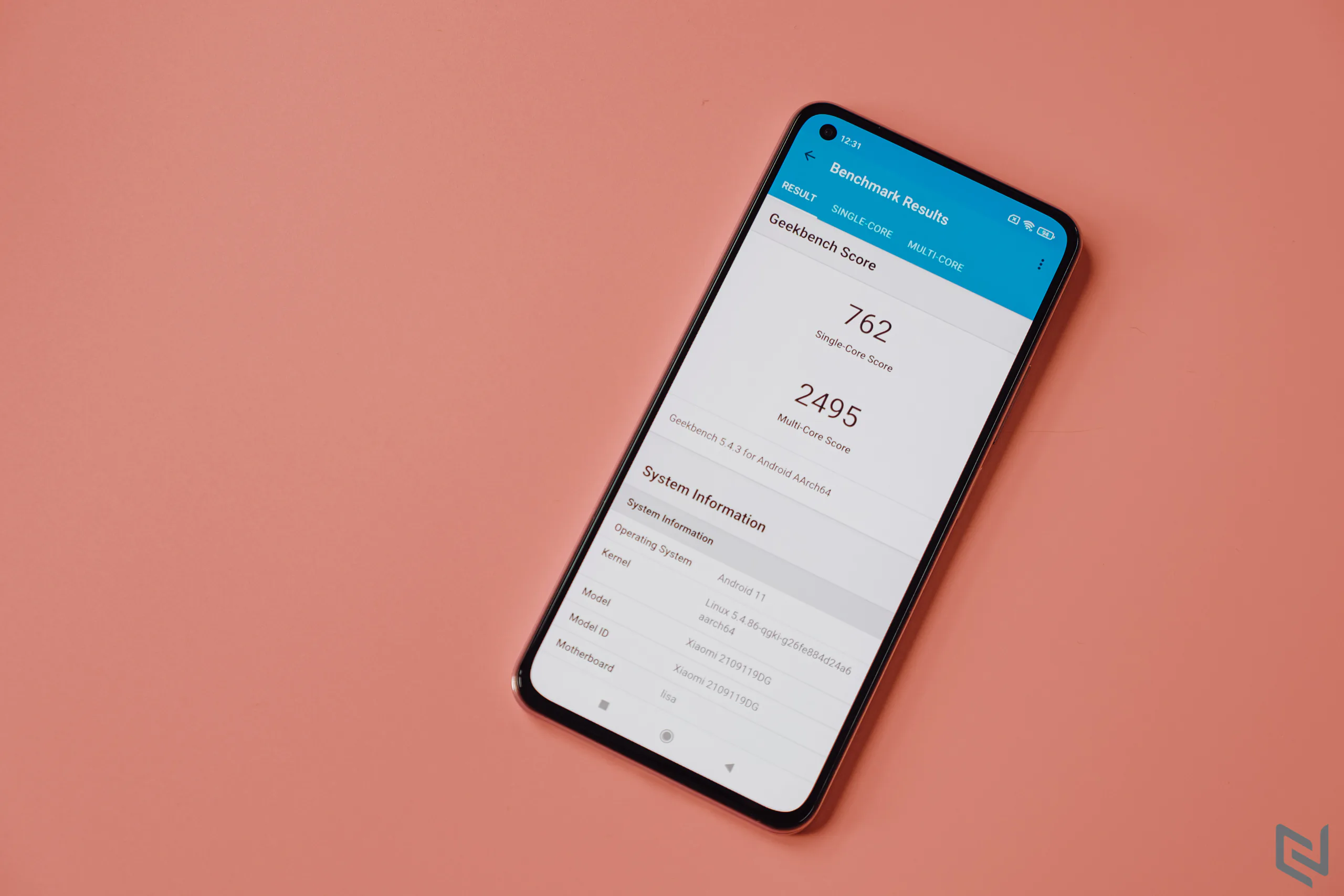 Không chỉ mỏng nhẹ bậc nhất phân khúc, Xiaomi 11 Lite 5G NE còn là smartphone giải trí đáng gờm theo bạn trong mọi cuộc vui