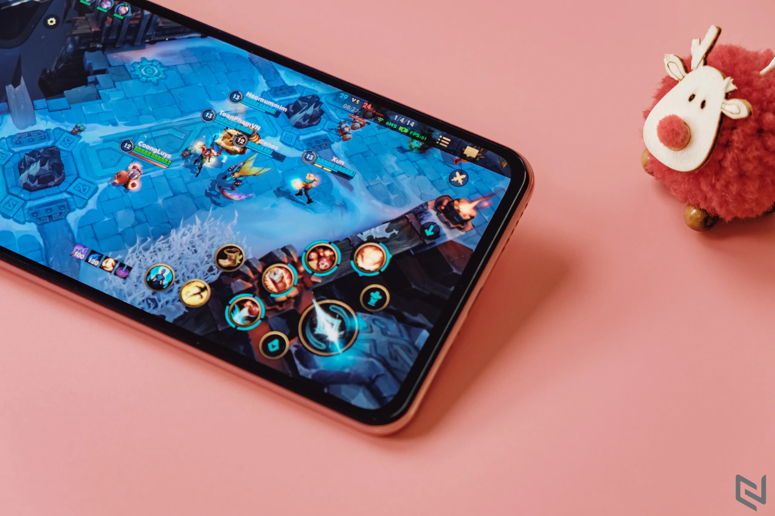 Không chỉ mỏng nhẹ bậc nhất phân khúc, Xiaomi 11 Lite 5G NE còn là smartphone giải trí đáng gờm theo bạn trong mọi cuộc vui