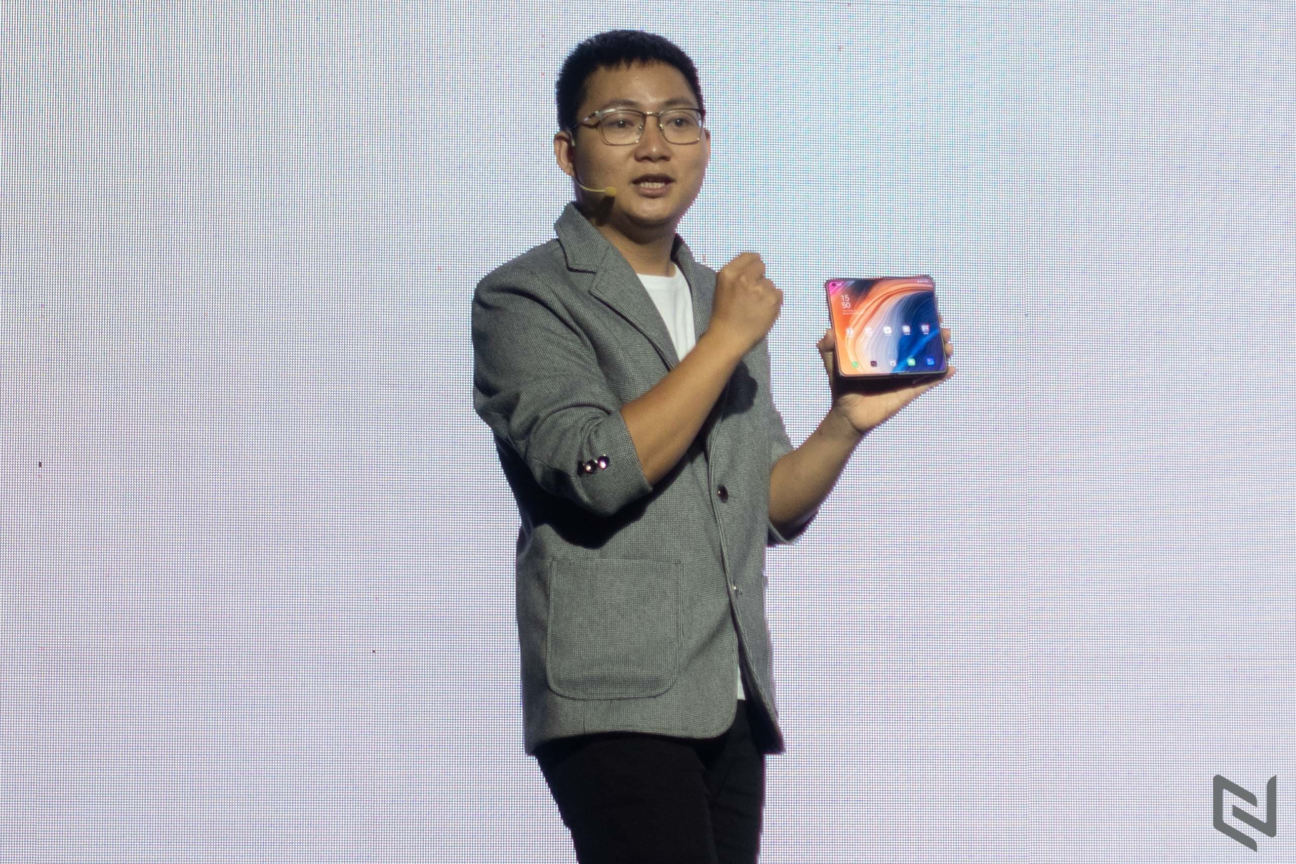 OPPO ra mắt smartphone màn hình gập đầu tiên OPPO Find N tại Việt Nam