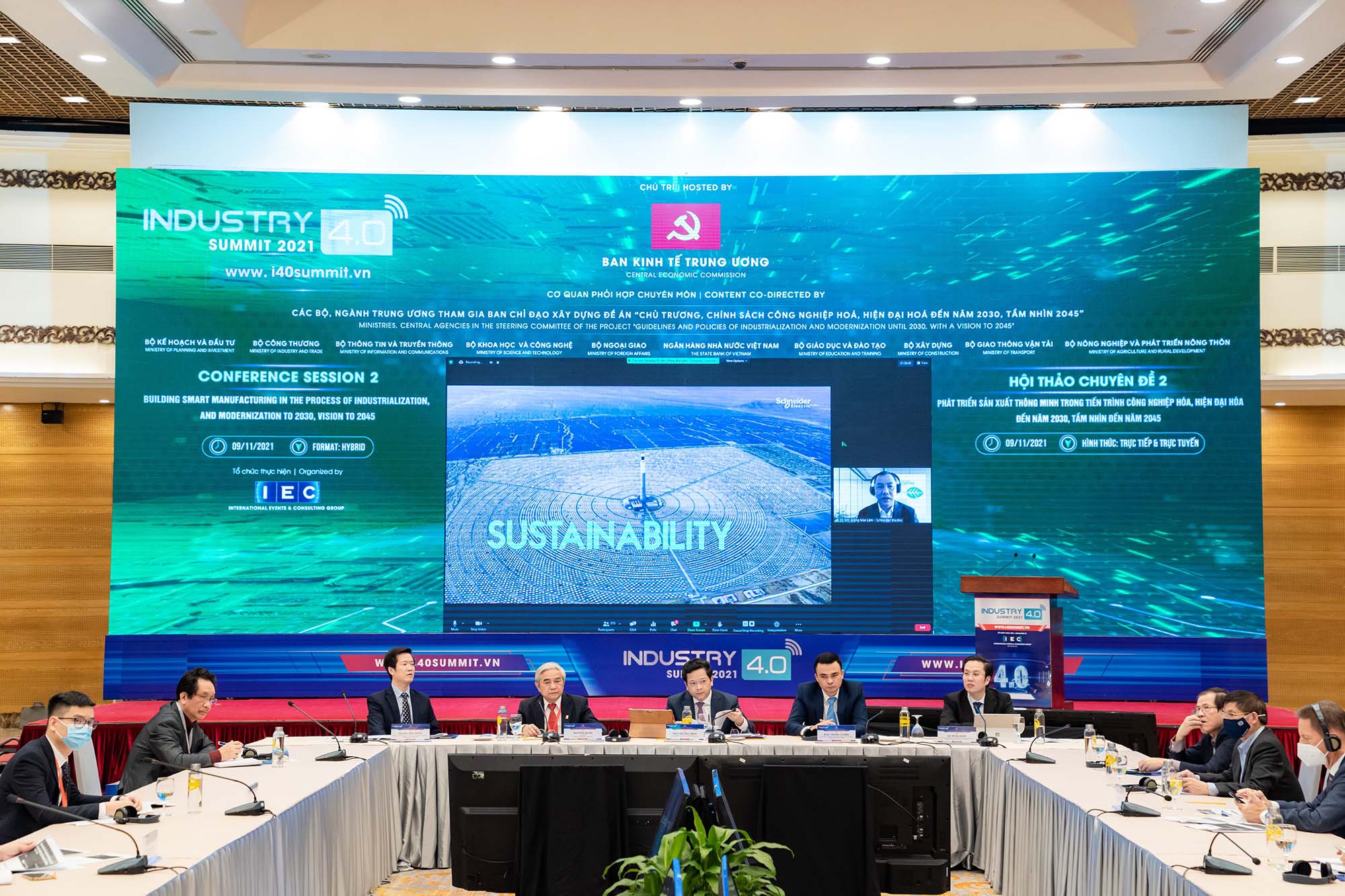 Schneider Electric đồng hành cùng chính phủ và các doanh nghiệp Việt Nam thúc đẩy chuyển đổi số hướng đến mục tiêu phát triển bền vững đến năm 2030