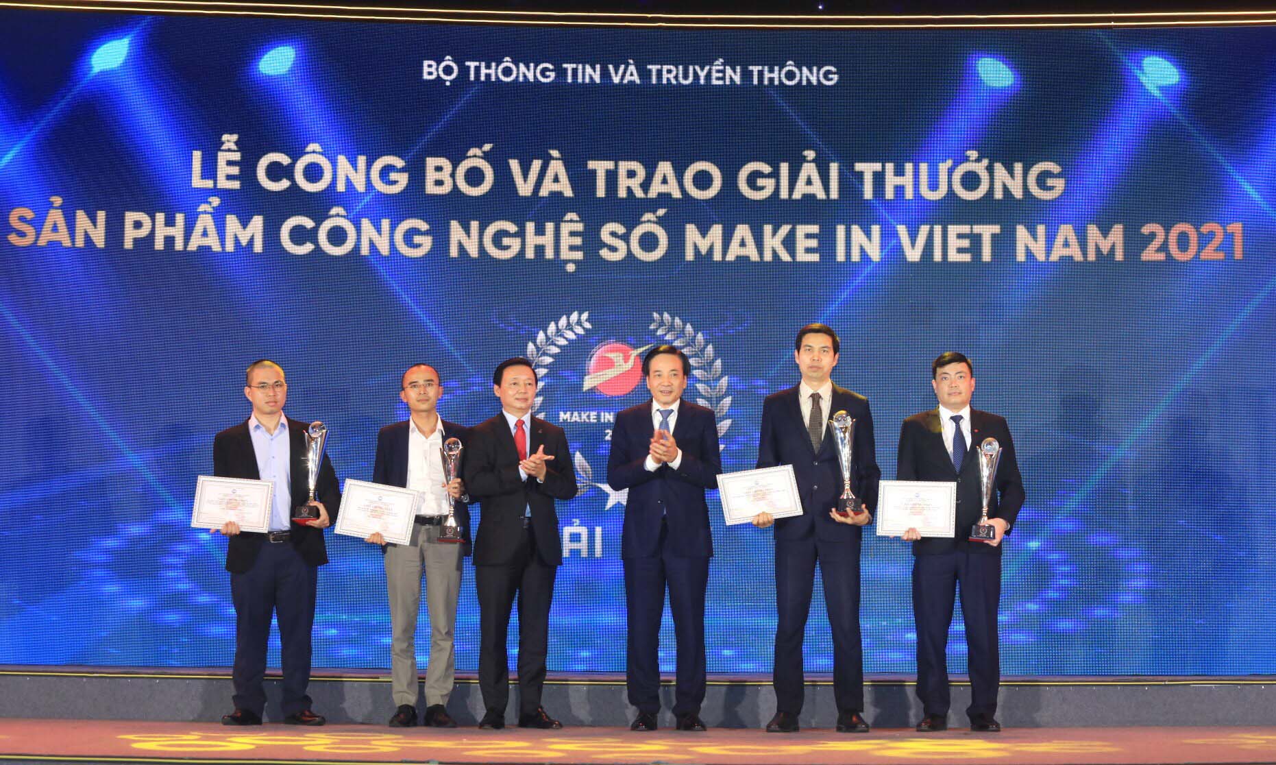 VNPT xuất sắc giành 01 giải Vàng và 01 Bạc của Make in Viet Nam 2021