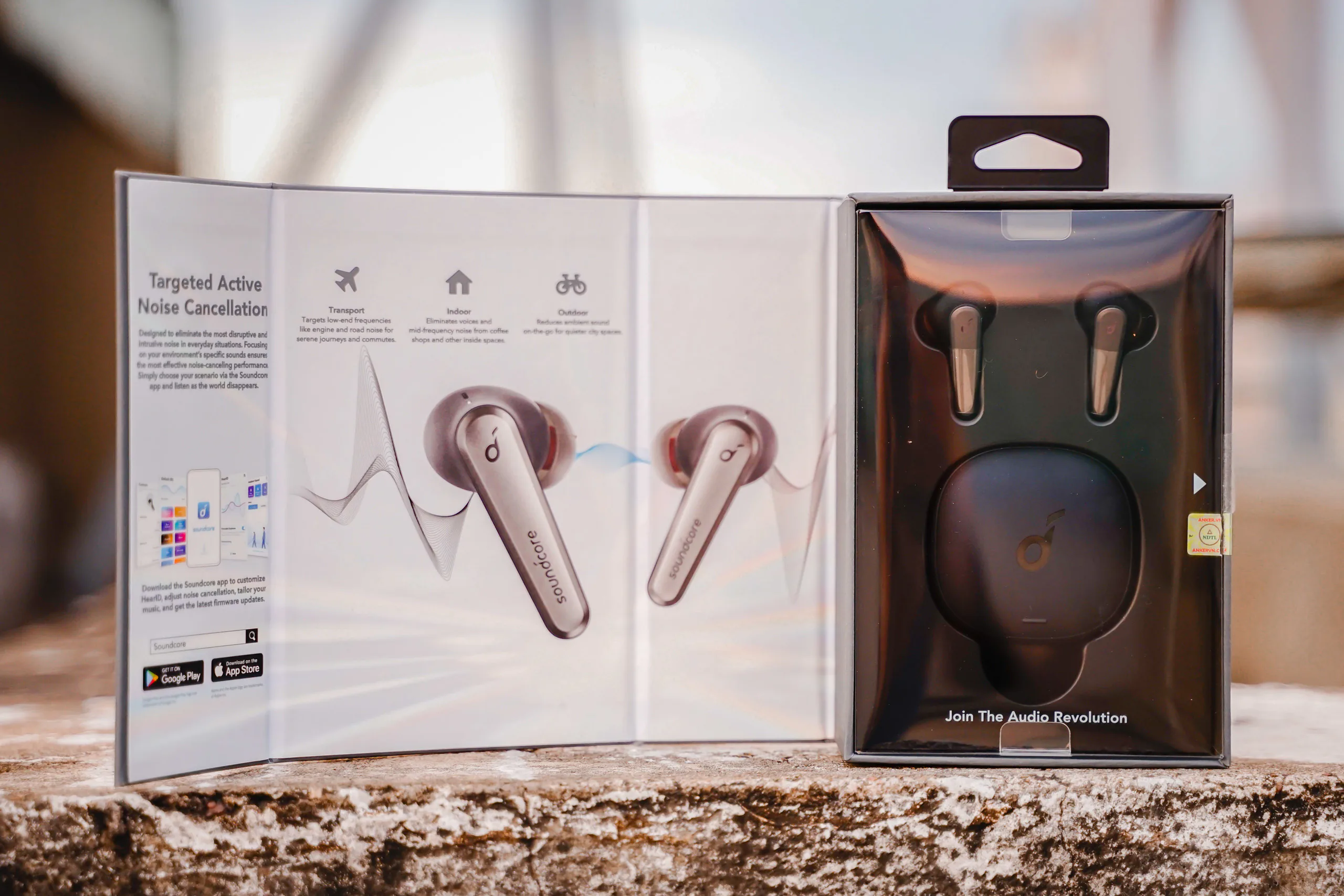 Siêu sale 12/12 hấp dẫn với tai nghe Anker Soundcore Liberty Air 2 Pro giảm cực sốc