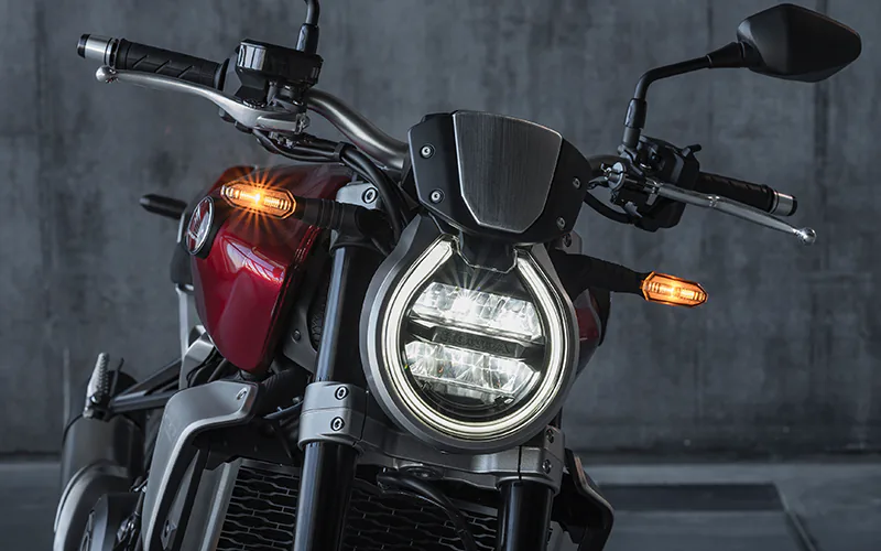 Honda Việt Nam giới thiệu loạt phiên bản mới mẫu xe phân khối lớn CB1000R, CB650R và CBR650R