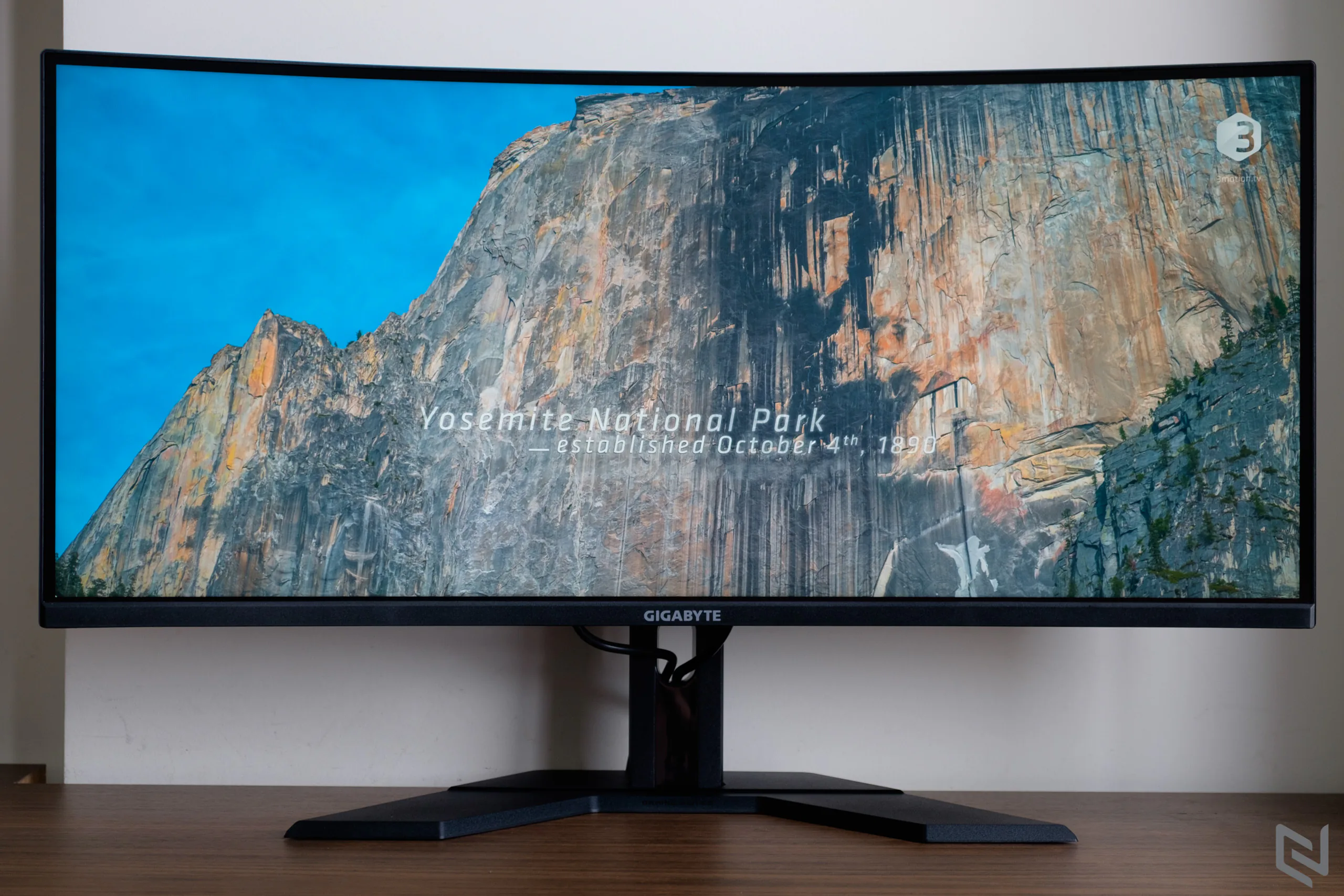 Đánh giá màn hình chơi game Gigabyte G34WQC: 34-inch 2K tỉ lệ 21:9 thú vị với tần số 144Hz giải trí tốt và giá hời