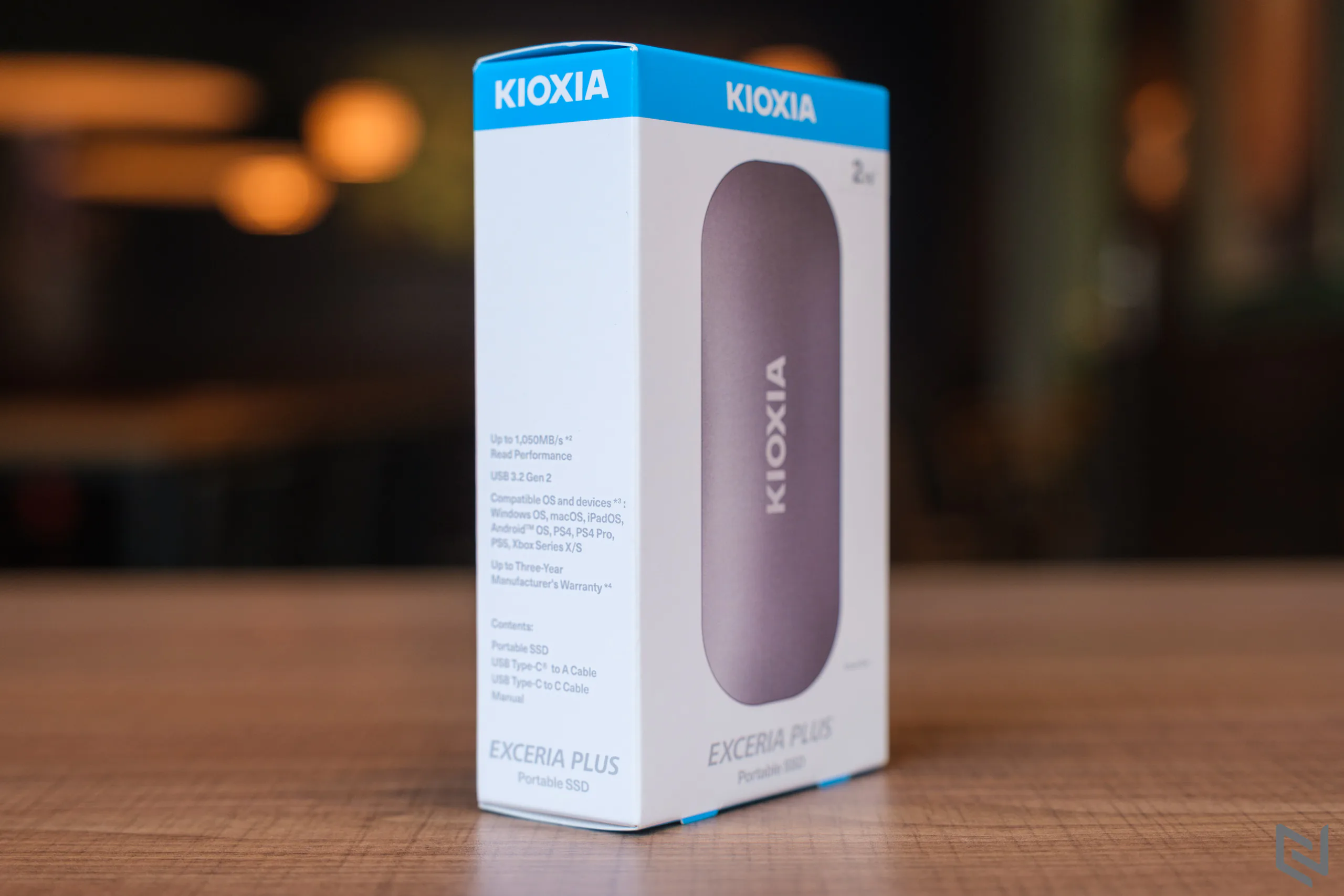 Trên tay SSD di động Kioxia Exceria Plus cùng USB TransMemory U366, bộ đôi hoàn hảo cho công việc cần lưu trữ di động