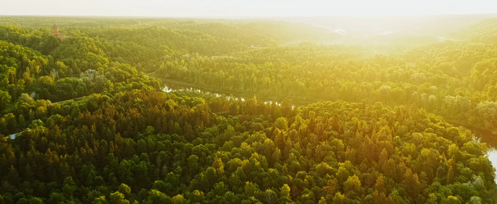 Video 'Landscapes of Change' chuyển giao các mùa tuyệt đẹp được quay bằng Mavic 2 Pro
