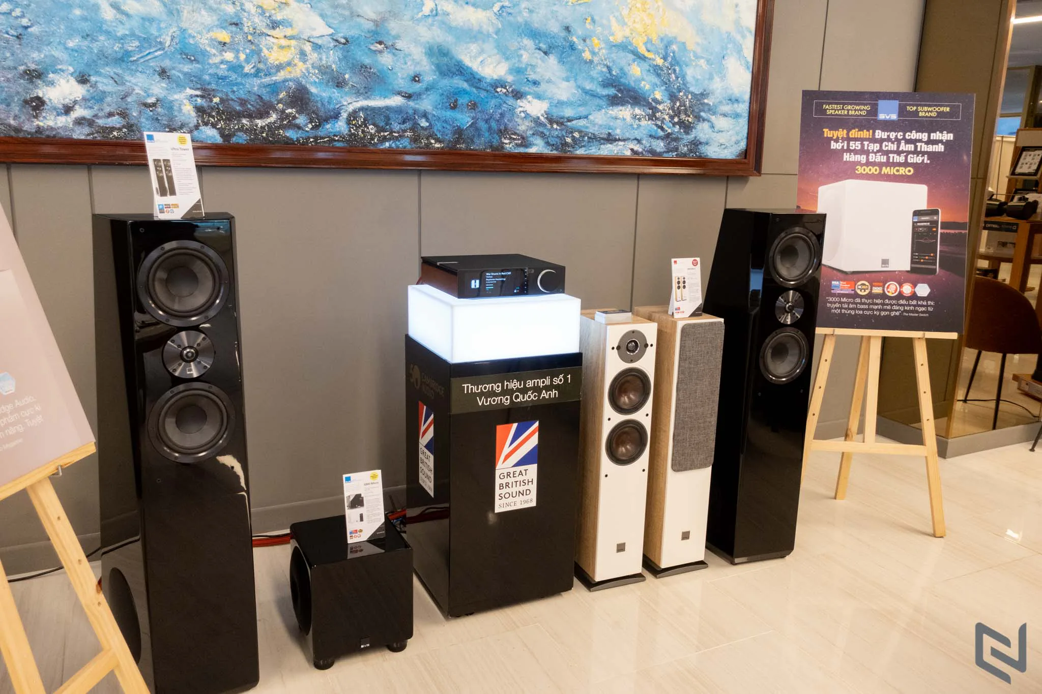 Nam Bình triển lãm thiết bị âm thanh trong một không gian hoàn toàn mới