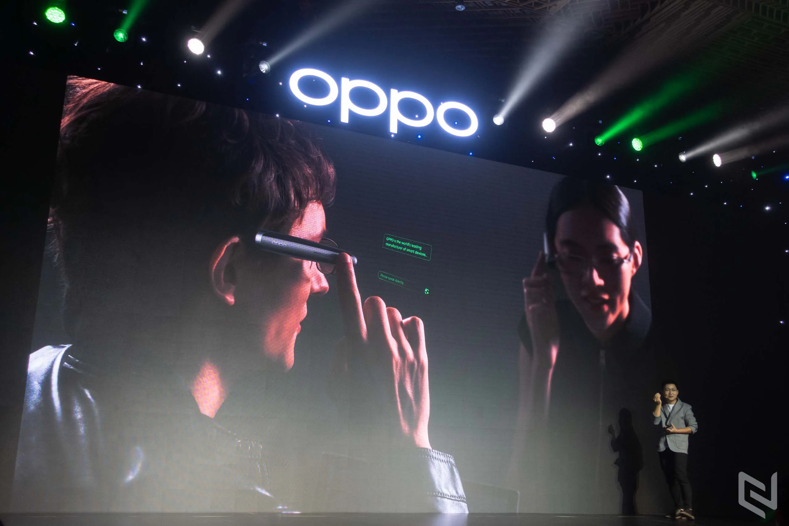 OPPO giới thiệu Air Glass, với thiết kế cánh ve sầu sáng tạo và trang bị máy chiếu siêu nhỏ Spark
