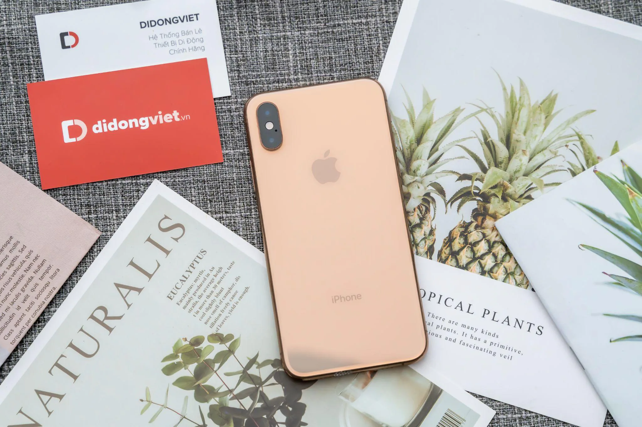 Smartphone, laptop, phụ kiện giảm đến 64% , kích cầu thị trường cuối năm bằng khung giờ giá sốc giảm thêm