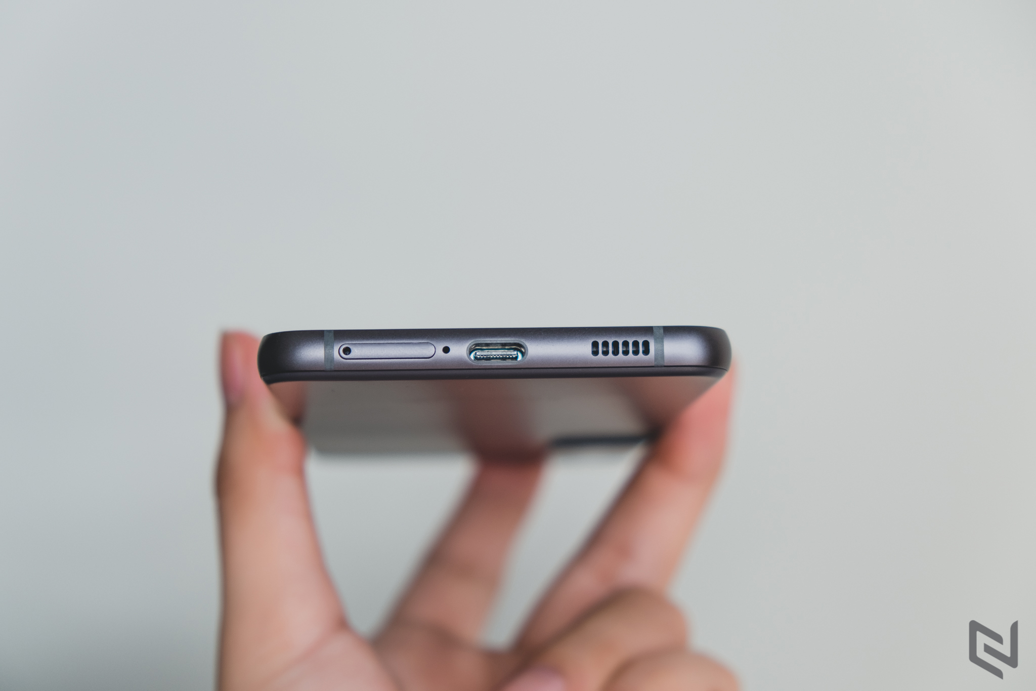 Mở hộp Samsung Galaxy S21 FE 5G: Smartphone dành cho fan với loạt tính năng cao cấp