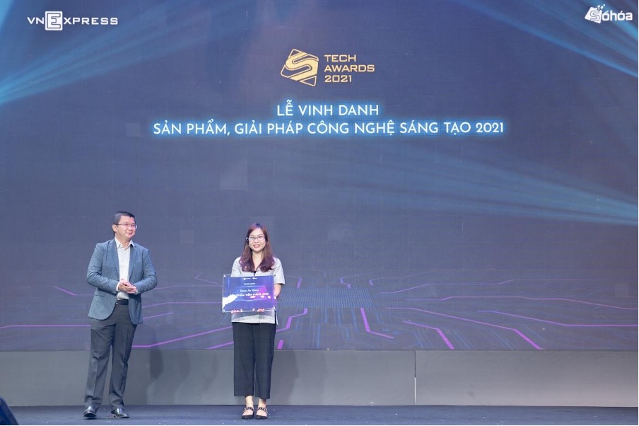 OPPO Air Glass được vinh danh là Sản phẩm tiềm năng 2022, lần đầu tiên trải nghiệm tại Việt Nam trong khuôn khổ Lễ trao giải Tech Awards 2021