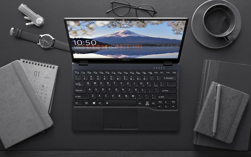 Fujitsu nâng cấp laptop siêu mỏng nhẹ UH-x cho trải nghiệm ấn tượng hơn