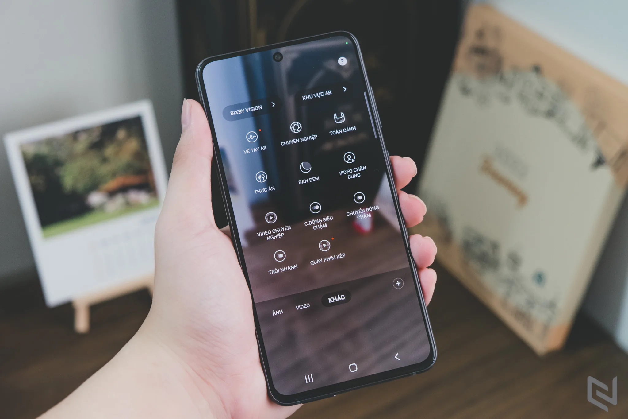 Mở hộp Samsung Galaxy S21 FE 5G: Smartphone dành cho fan với loạt tính năng cao cấp