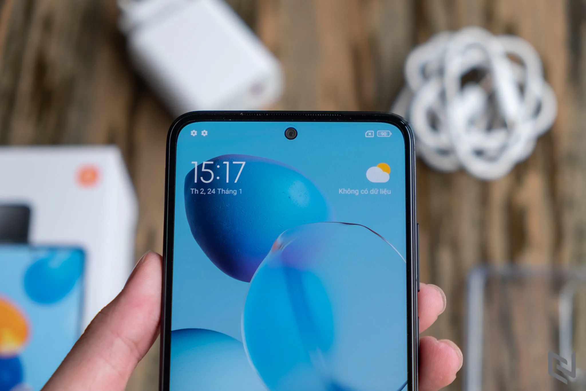 Mở hộp Redmi Note 11 - Mặt lưng nhám đẹp mắt và cao cấp, cụm camera chuyên nghiệp