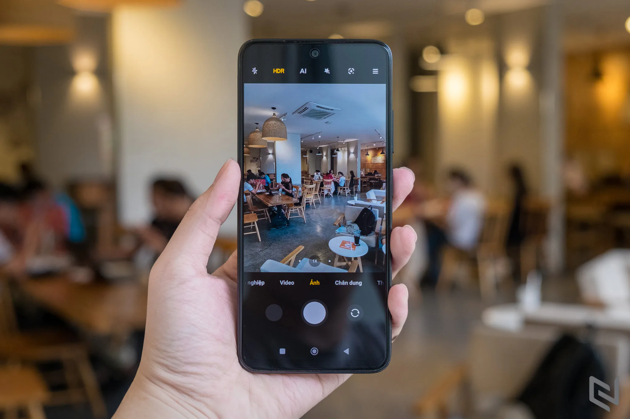 Mở hộp Redmi Note 11 - Mặt lưng nhám đẹp mắt và cao cấp, cụm camera chuyên nghiệp