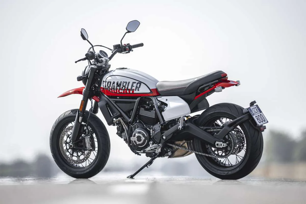 Ducati Scrambler Urban Motard 2022 sẽ được bán tại Việt Nam với giá hơn 400 triệu