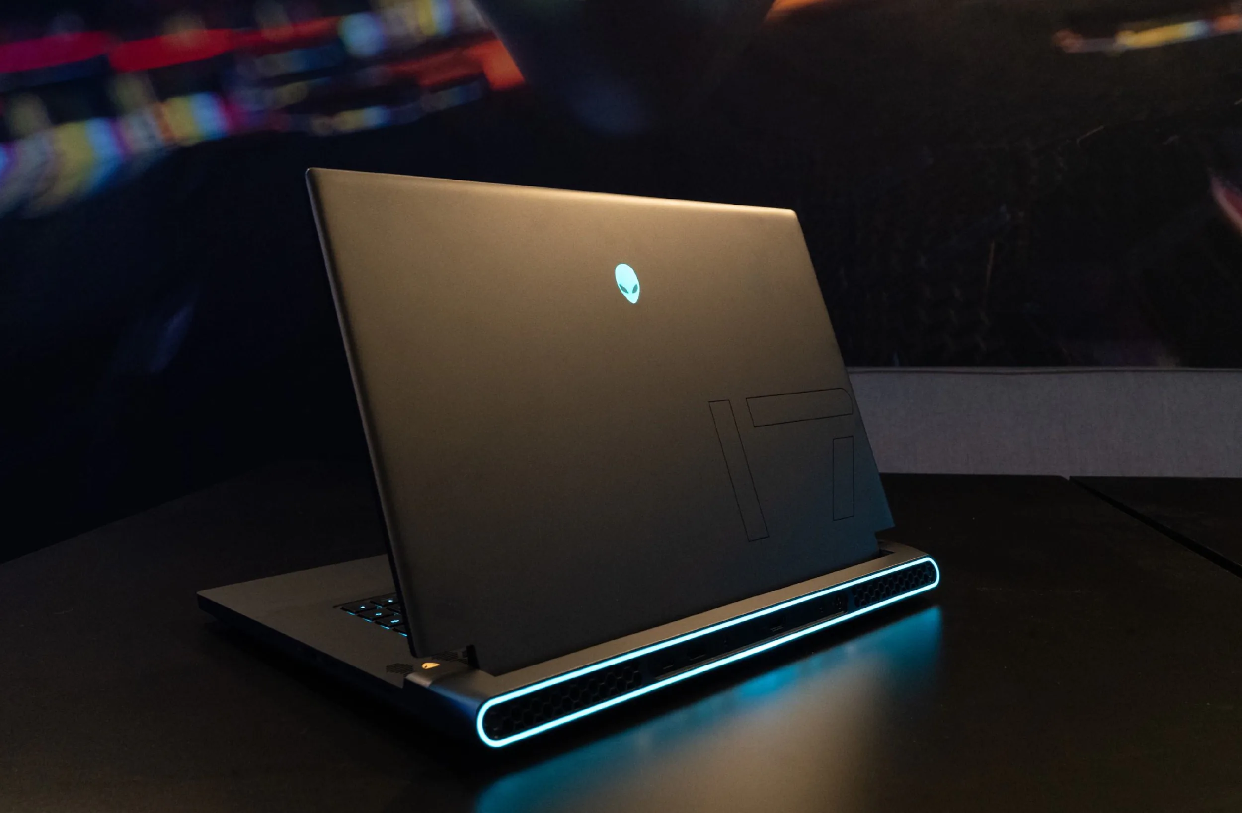 Hệ sinh thái Alienware mới - Di động linh hoạt, hiệu năng mạnh mẽ và thiết bị ngoại vi mới