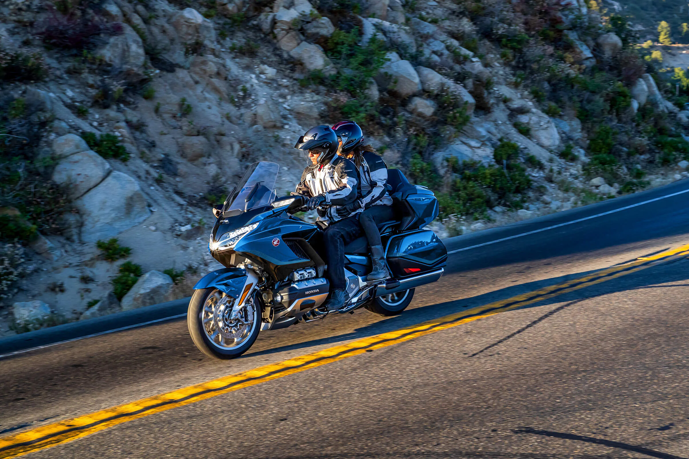 Honda Việt Nam ra mắt mẫu xe phân khối lớn Gold Wing và Rebel 500 phiên bản 2022
