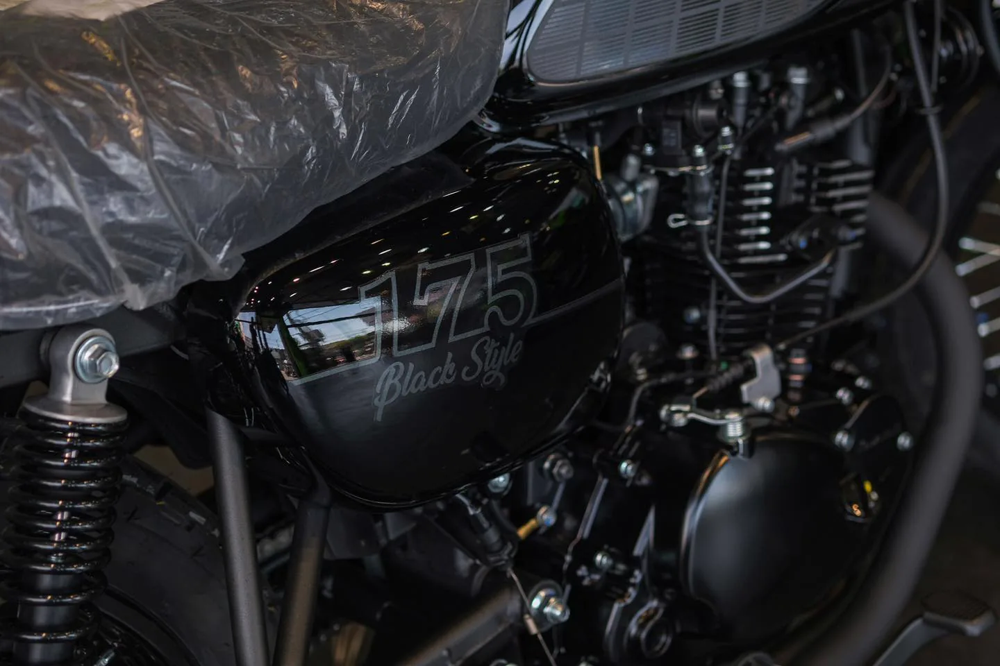 Kawasaki W175 SE 2022 sẽ có giá bán hơn 69 đồng tại Việt Nam