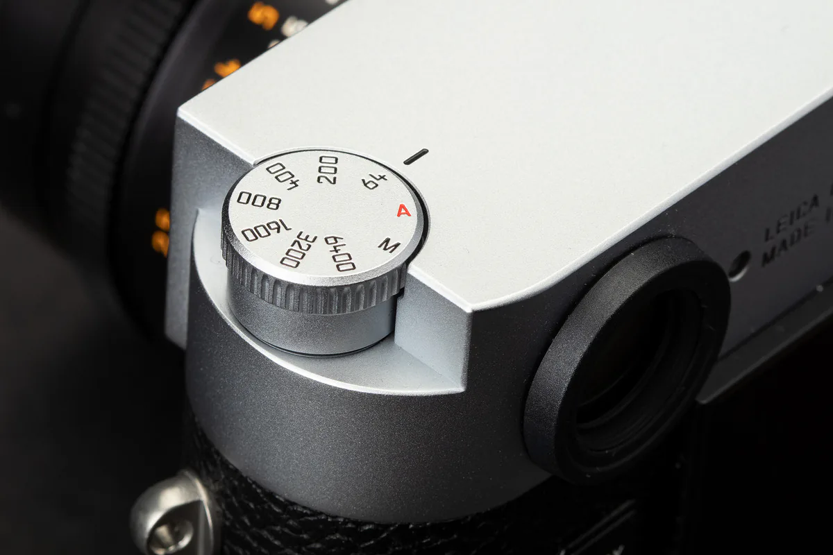 Leica M11 chính thức ra mắt với cảm biến 60MP cùng công nghệ "ba chế độ phân giải"