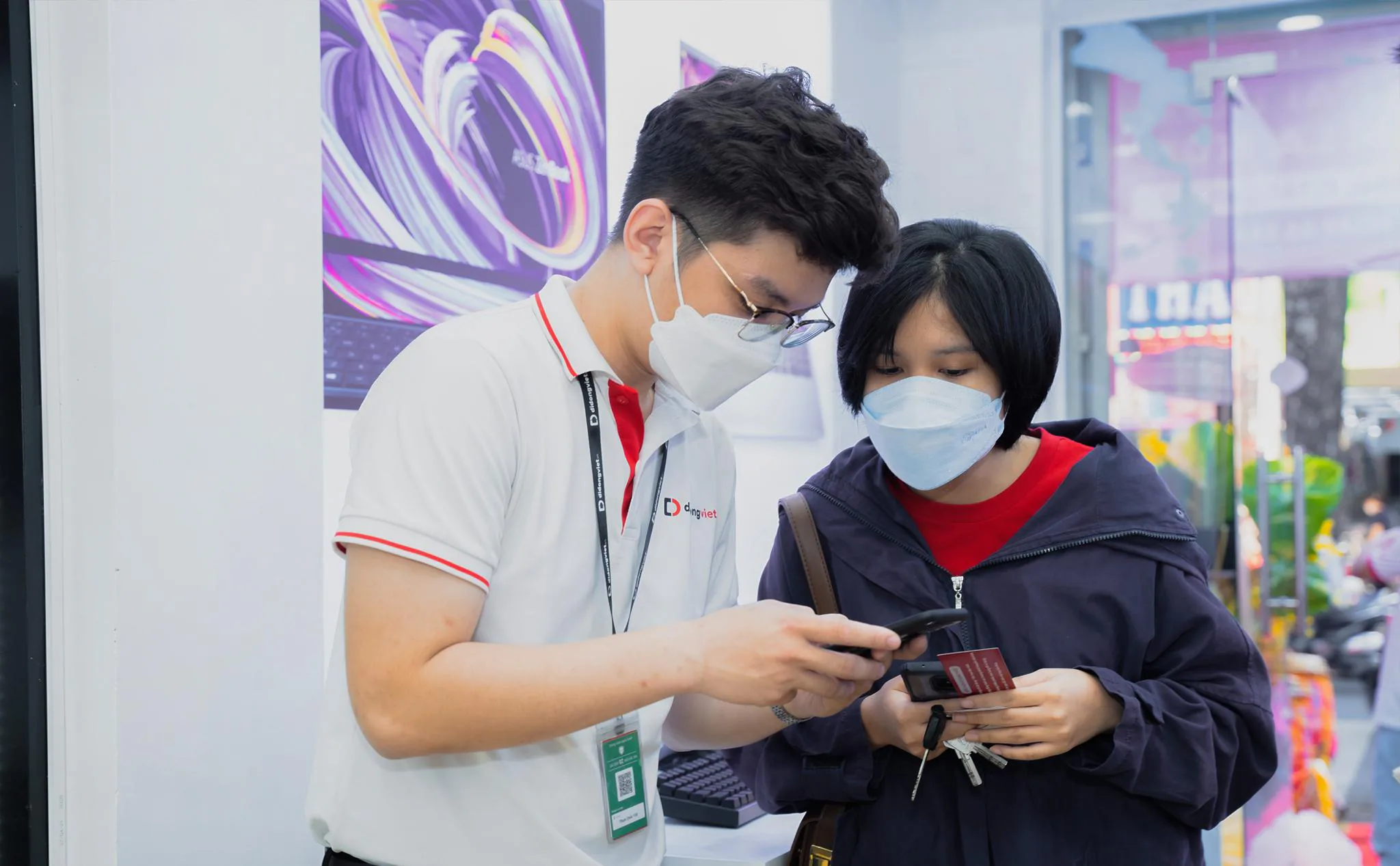 Nhu cầu mua sắm cao, nhiều hệ thống bán lẻ di động mở cửa xuyên Tết