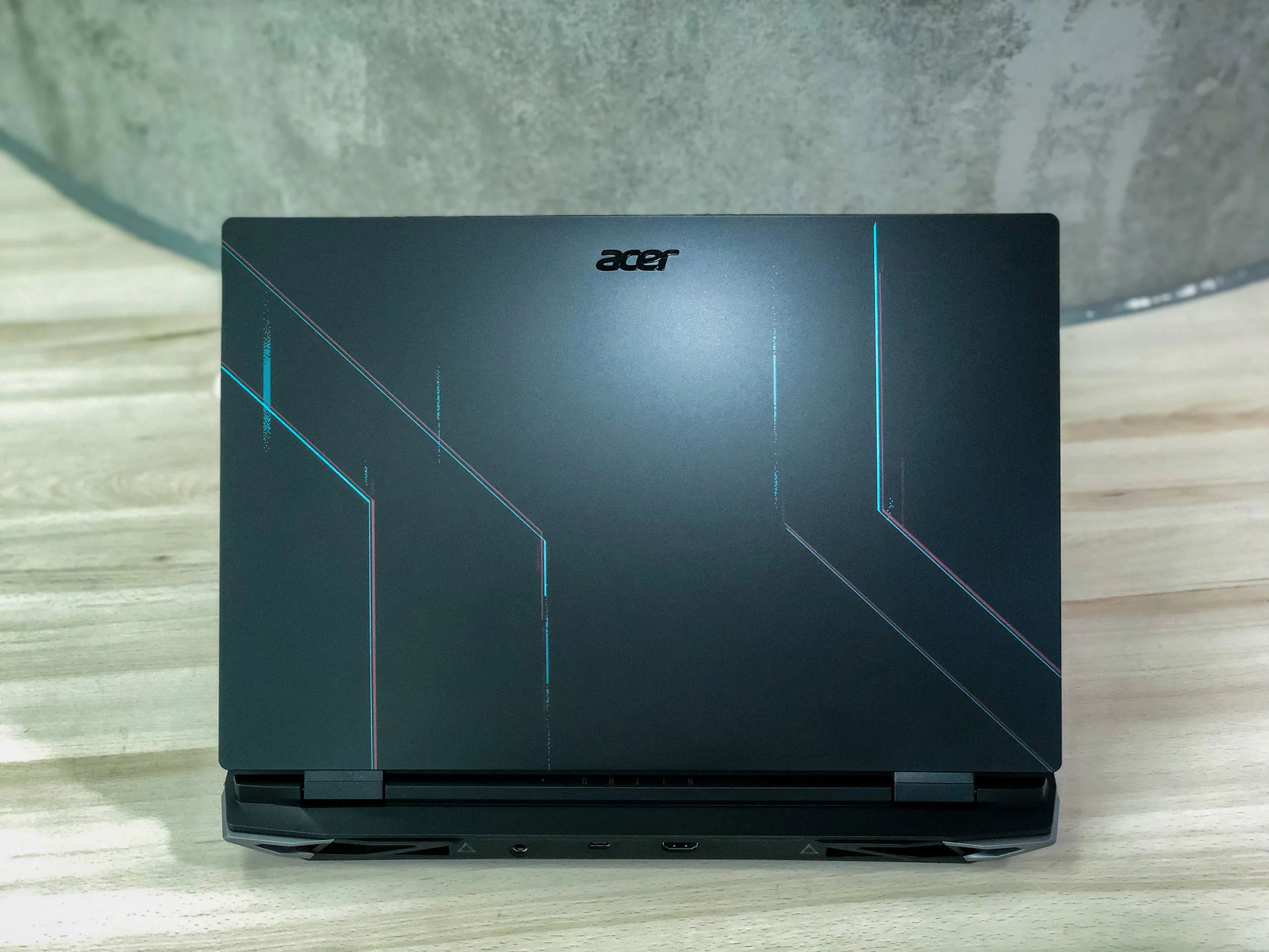 Acer ra mắt laptop gaming Nitro 5 Tiger hoàn toàn mới được trang bị Intel Core i thế hệ 12 đầu tiên tại Việt Nam, giá từ 27.99 triệu