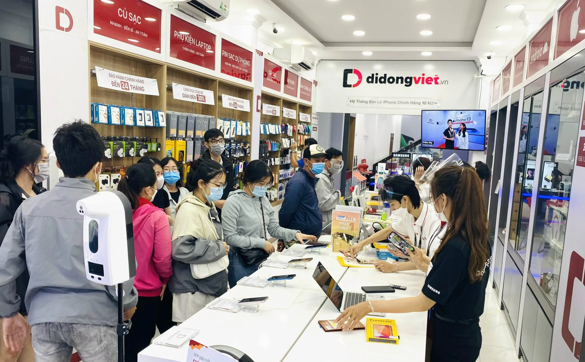 Top 5 iPhone bán chạy nhất nửa đầu tháng 1/2022