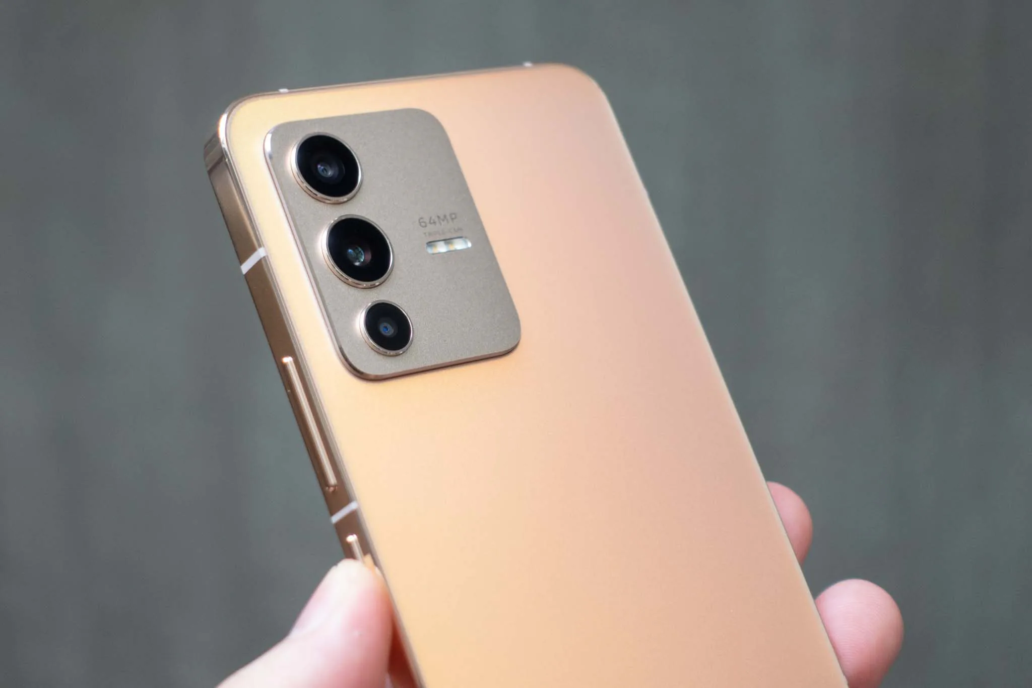 vivo V23 5G ra mắt tại Việt Nam: nâng tầm trải nghiệm chụp ảnh selfie cùng thiết kế tinh xảo, kết nối 5G tốc độ cao