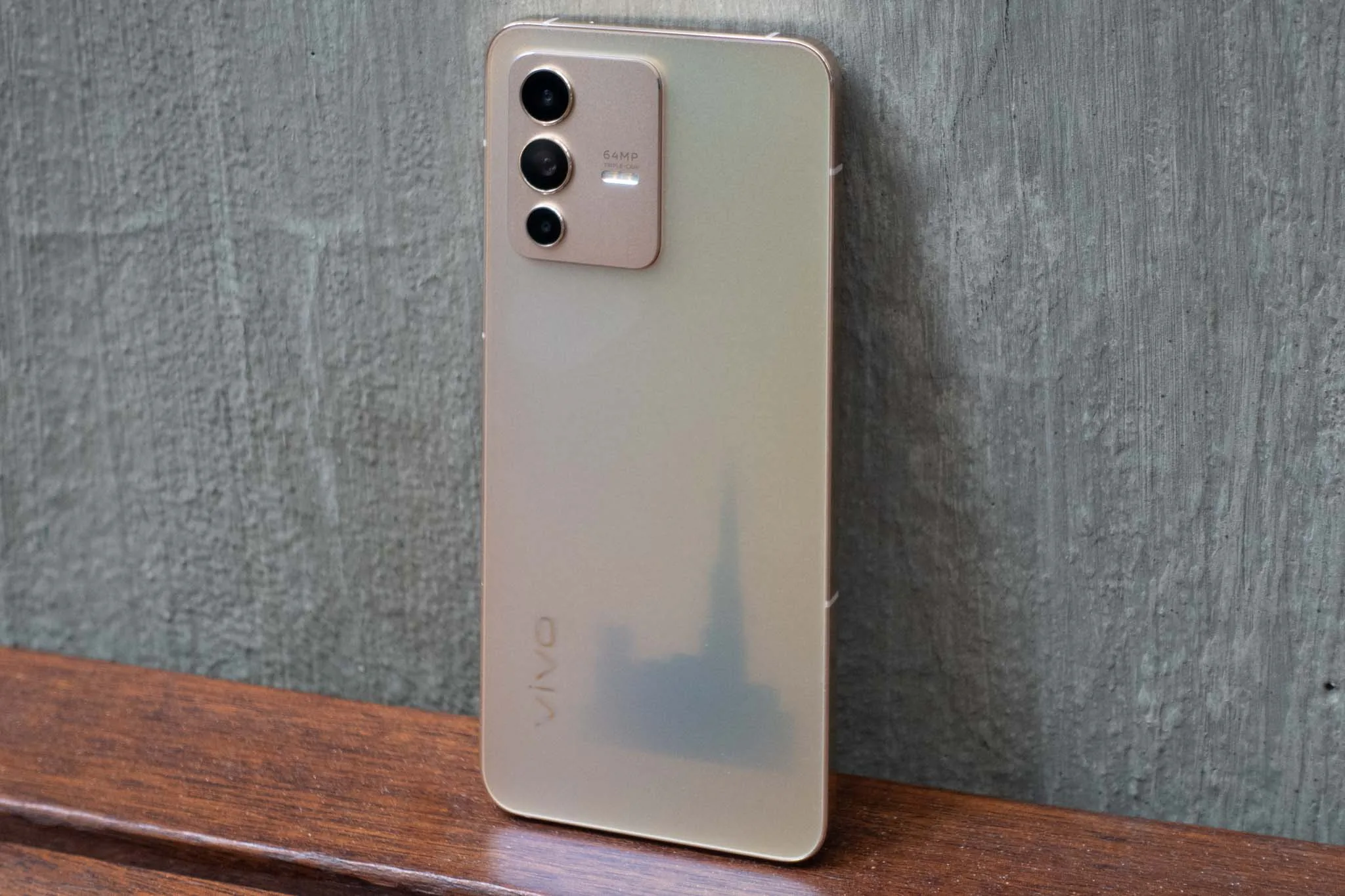 vivo V23 5G ra mắt tại Việt Nam: nâng tầm trải nghiệm chụp ảnh selfie cùng thiết kế tinh xảo, kết nối 5G tốc độ cao