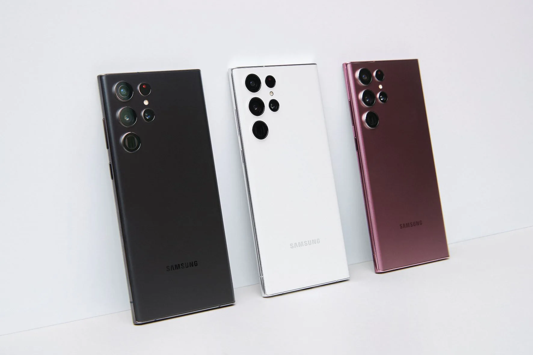 Galaxy S22 series chính thức đổ bộ tại Việt Nam, giá từ 21,990,000 VND