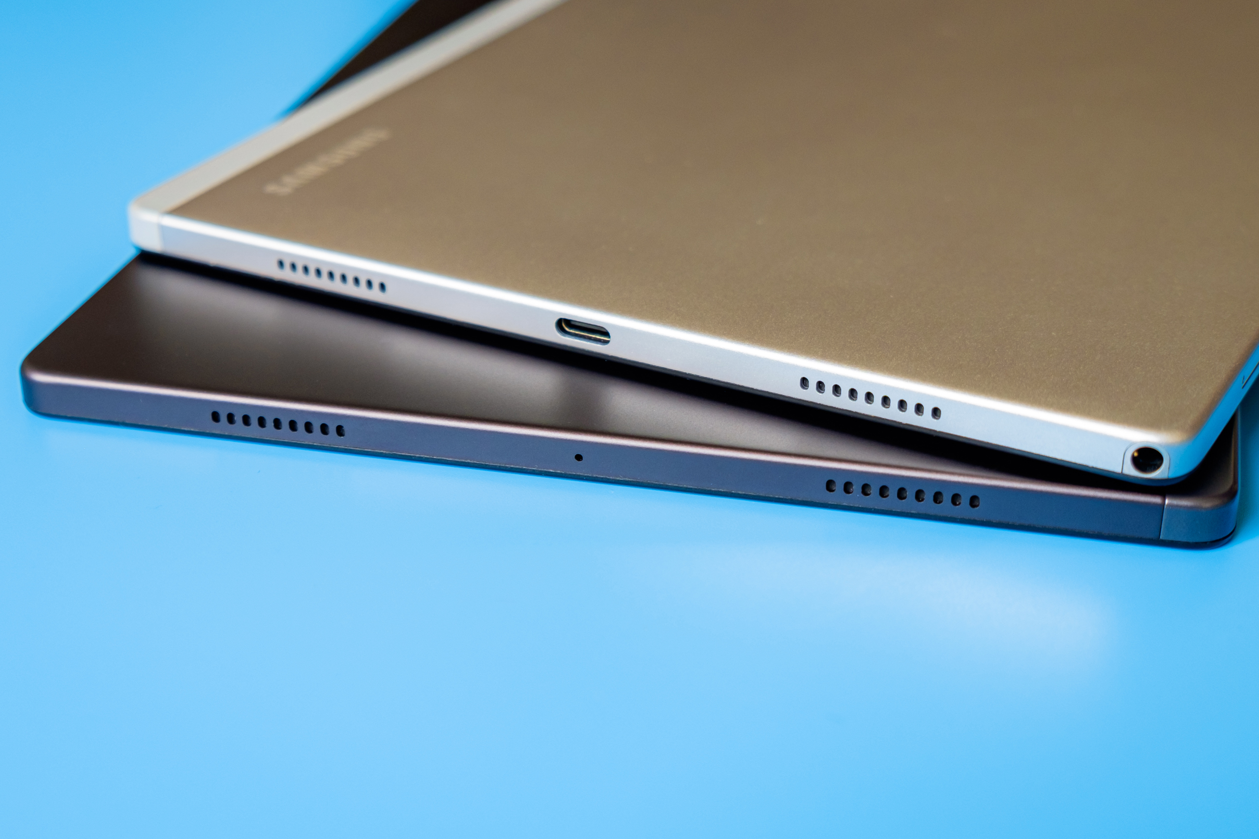 Trên tay máy tính bảng Samsung Galaxy Tab A8: Ngôi sao sáng ở phân khúc phổ thông với mức giá cực tốt