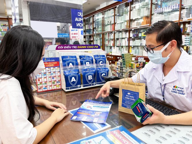 Thuốc điều trị covid Molnupiravir do Bộ y tế cấp phép lưu hành đã lên kệ tại chuỗi nhà thuốc FPT Long Châu với giá cực tốt