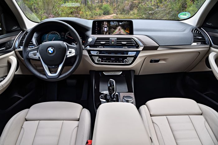 BMW X3 - Sự lựa chọn hoàn hảo cho dòng xe gầm cao hạng sang