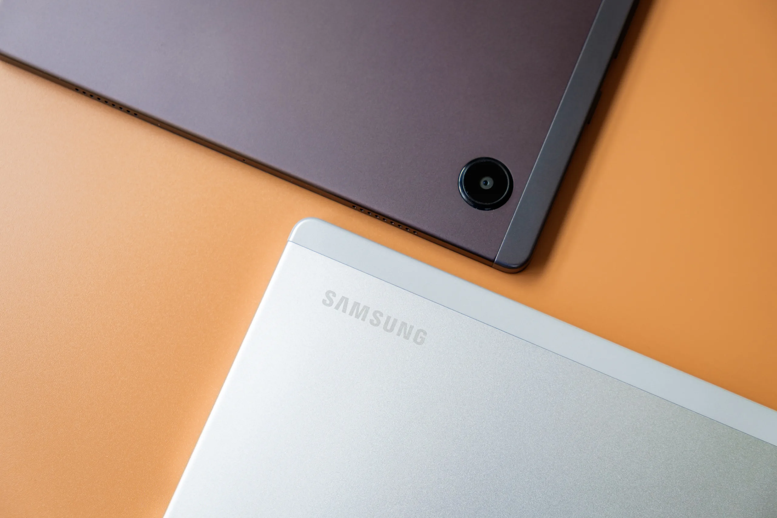 Trên tay máy tính bảng Samsung Galaxy Tab A8: Ngôi sao sáng ở phân khúc phổ thông với mức giá cực tốt