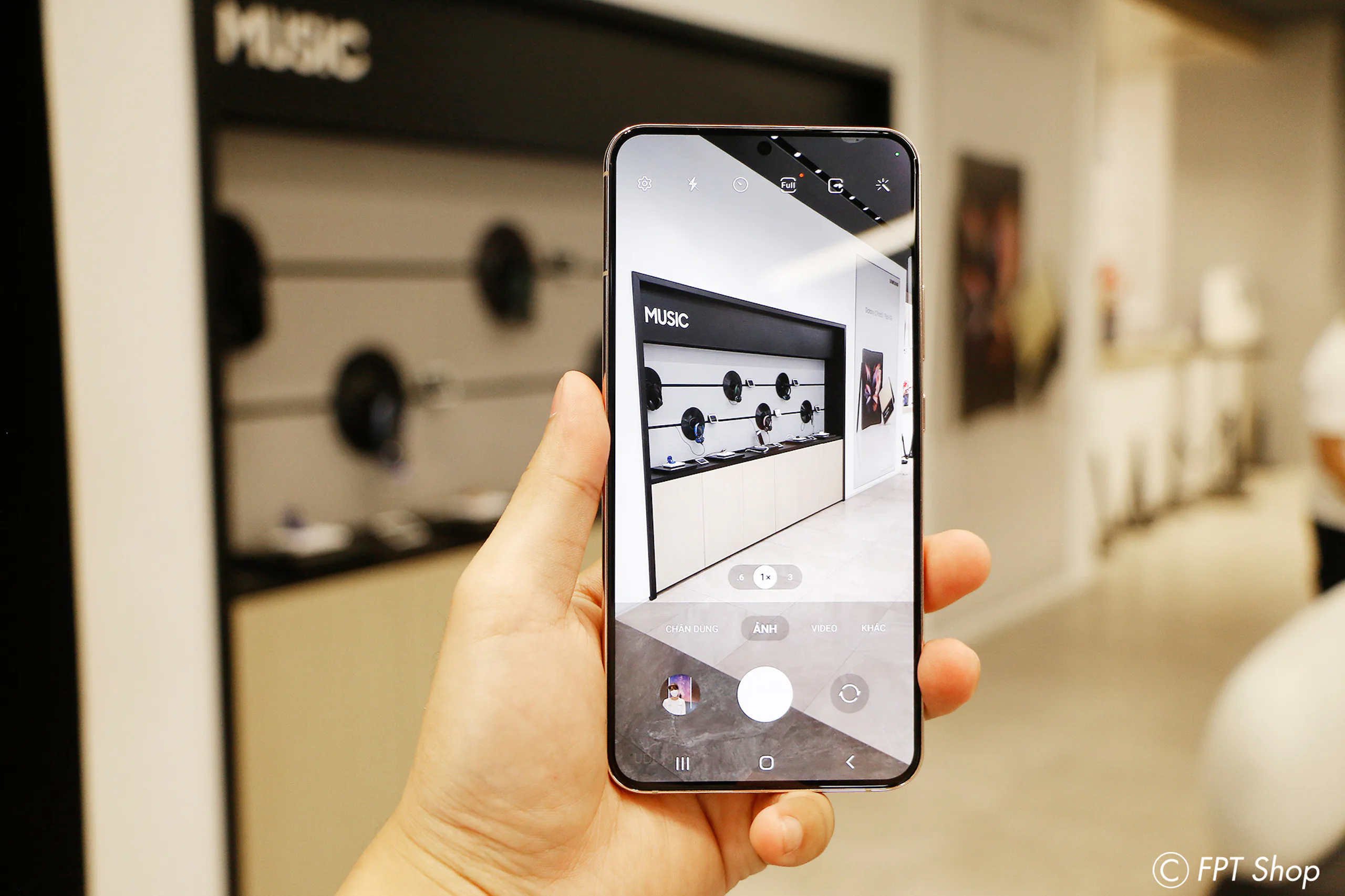 Dòng ‘Note’ đã trở lại trên Galaxy S22 Ultra, FPT Shop tặng ưu đãi đến 8 triệu cho khách đặt trước