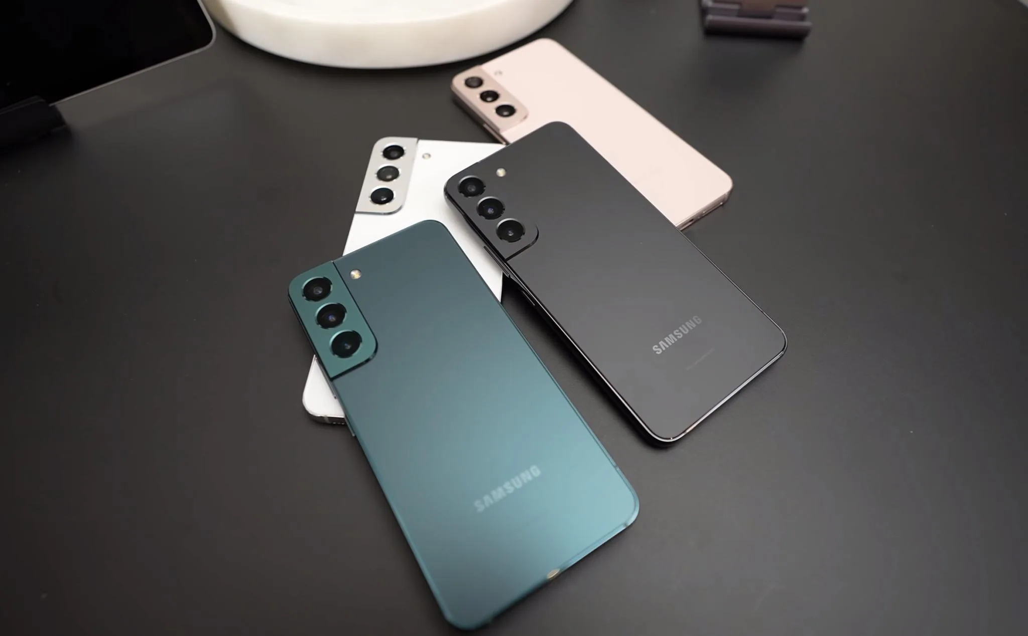 Lượng khách đặt trước Galaxy S22 series cao gấp 2 lần thế hệ tiền nhiệm