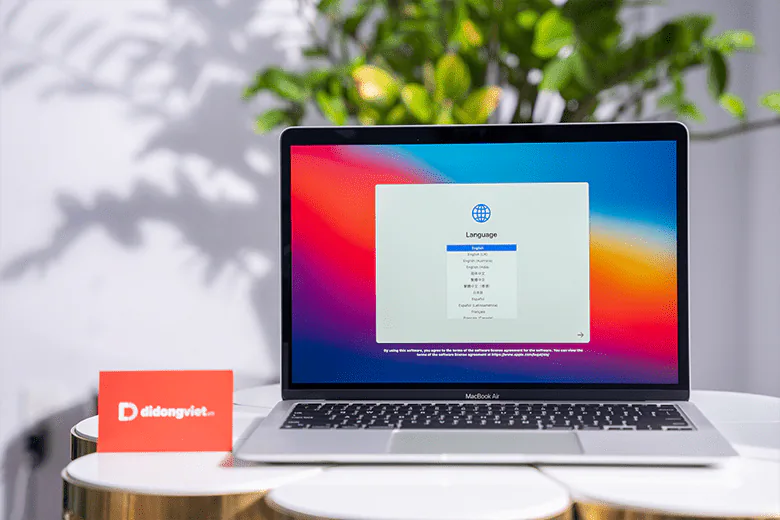 MacBook Air M1 2020 bất ngờ về giá dưới 24 triệu, hút hàng tại đại lý bán lẻ dịp cuối tuần