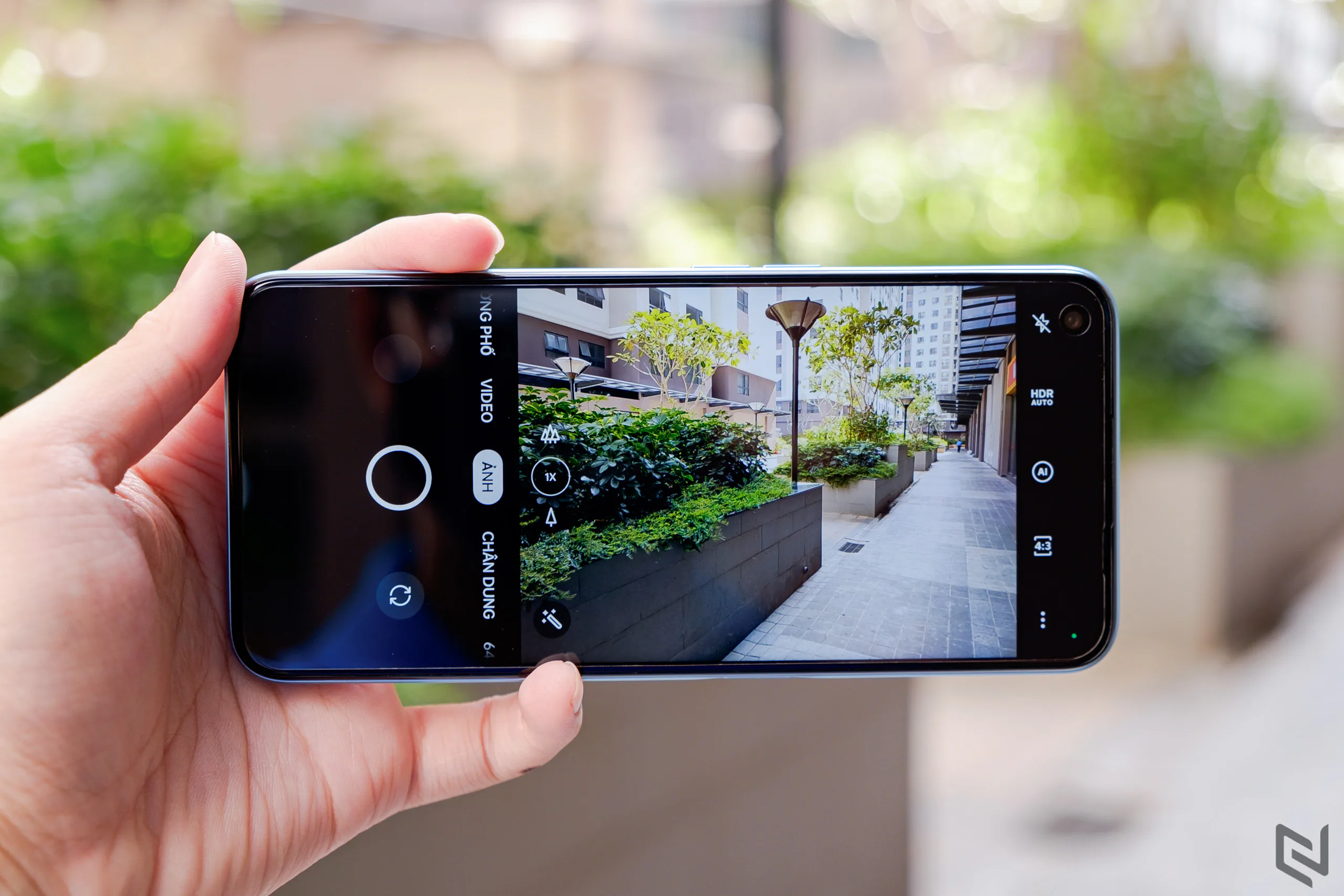 Mở hộp realme 9 Pro: Mặt lưng lấp lánh cực đẹp, camera 64MP,chạy Snapdragon 695 5G