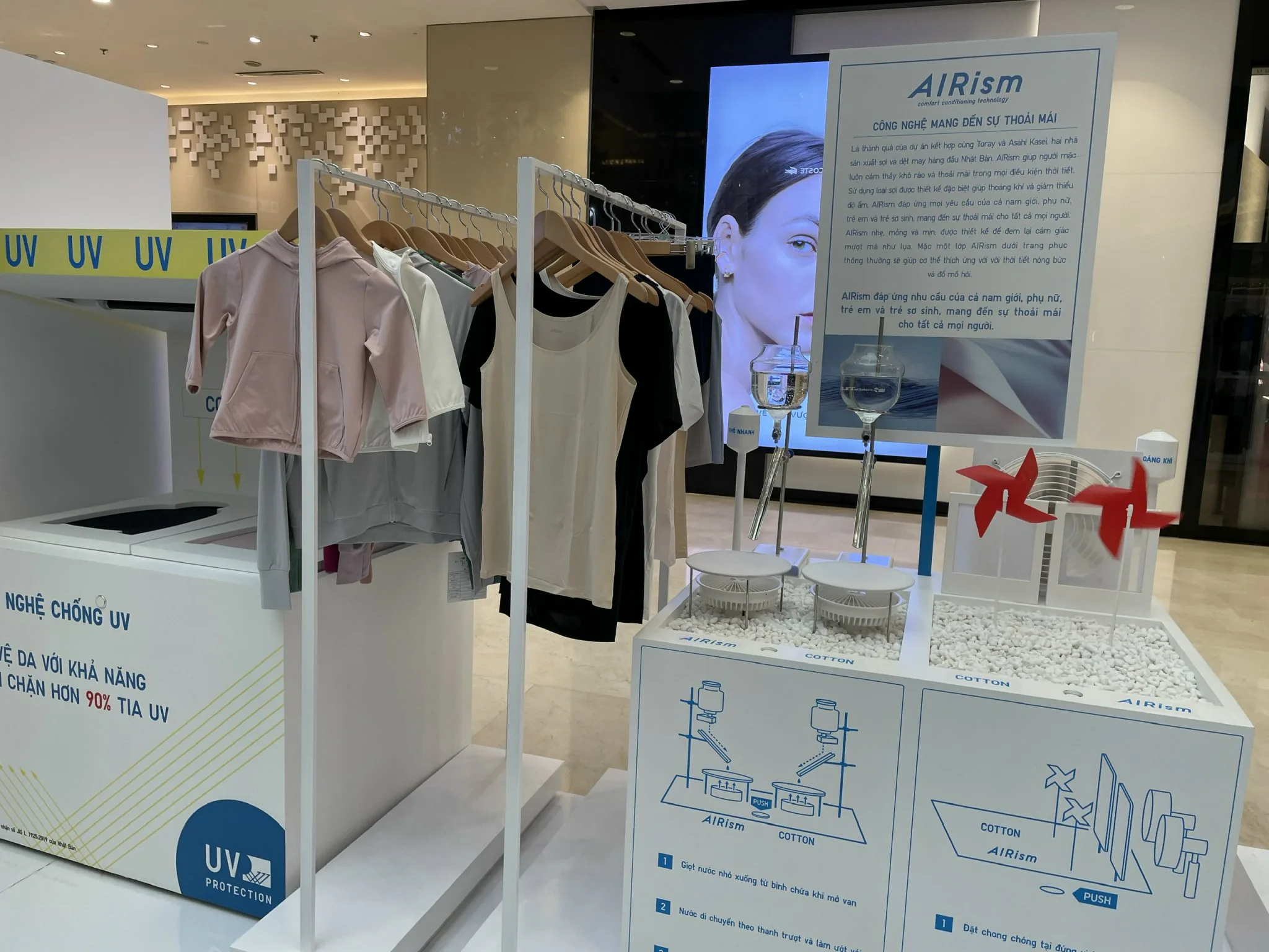 UNIQLO Giới Thiệu Bộ Sưu Tập LifeWear Xuân/Hè 2022 Với Chủ Đề “The Joys of Clothing” - “Khoác Lên Mình Niềm Hân Hoan Của Mùa Mới”