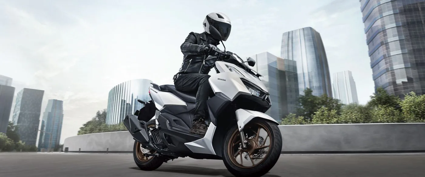 Honda ra mắt Vario 160cc mới với động cơ mạnh mẽ, trang bị phanh ABS, giá từ 40.7 triệu đồng