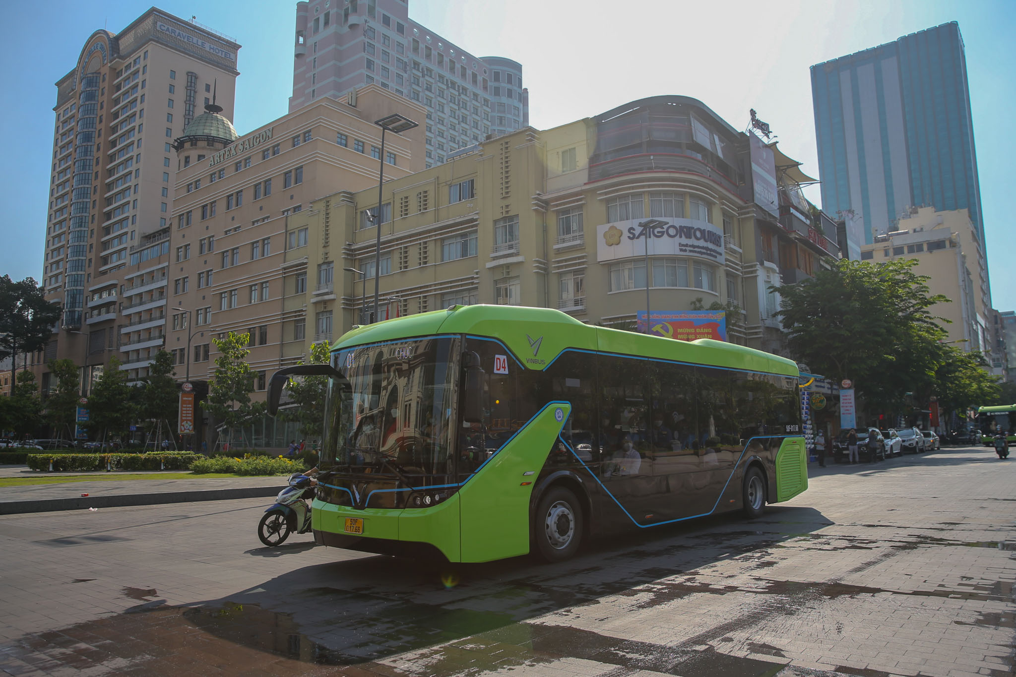 Tuyến xe buýt điện đầu tiên của VinBus tại TP.HCM đã được triển khai