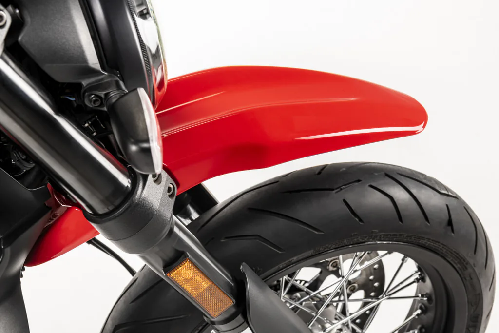 Ducati Scrambler Urban Motard 2022 giá chính thức 404 triệu – Mẫu Scrambler lai phong cách Motard với vẻ ngoài đương đại