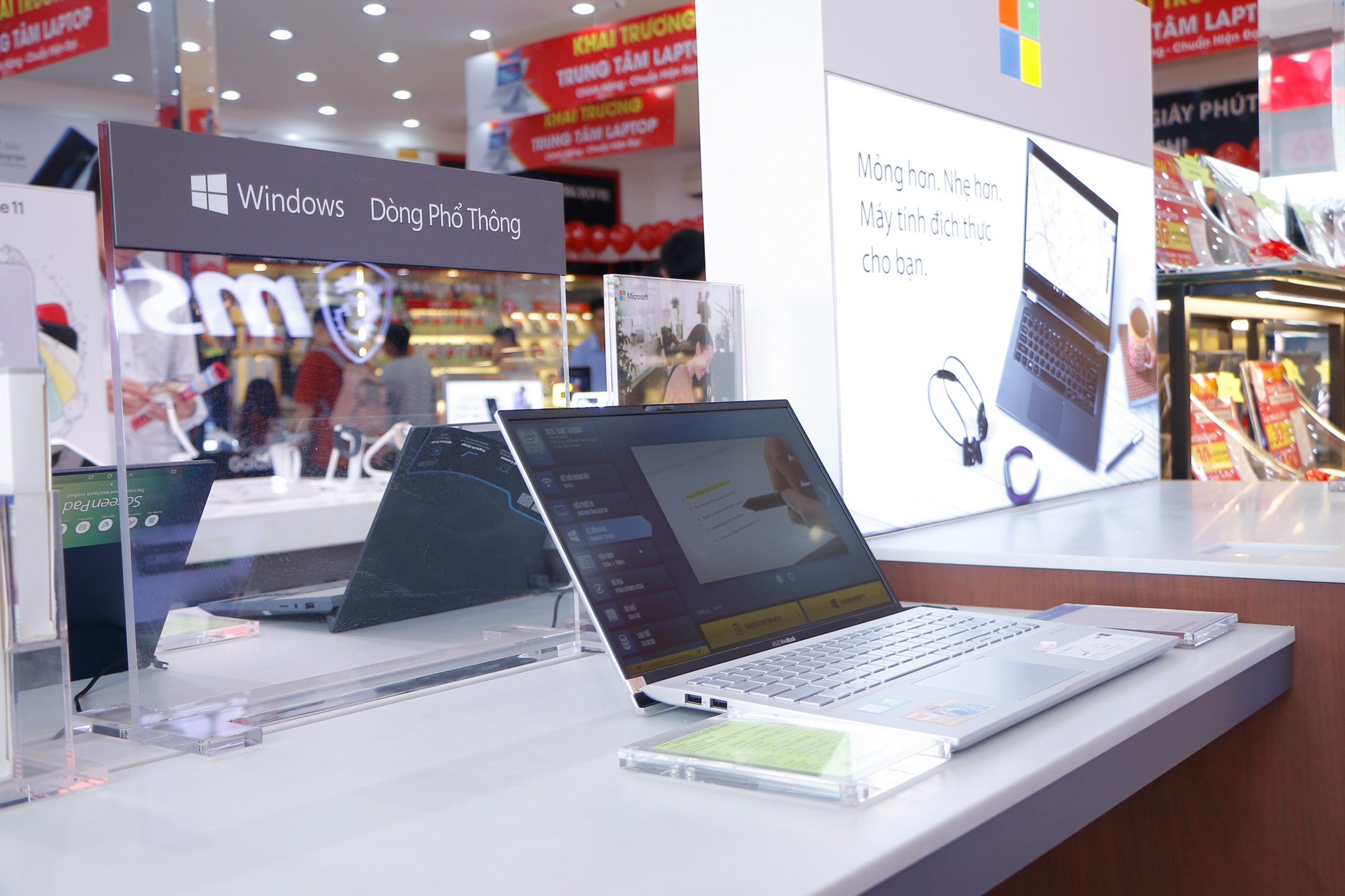 FPT Shop mở hơn 150 Trung tâm laptop, củng cố vị trí dẫn đầu trên thị trường laptop