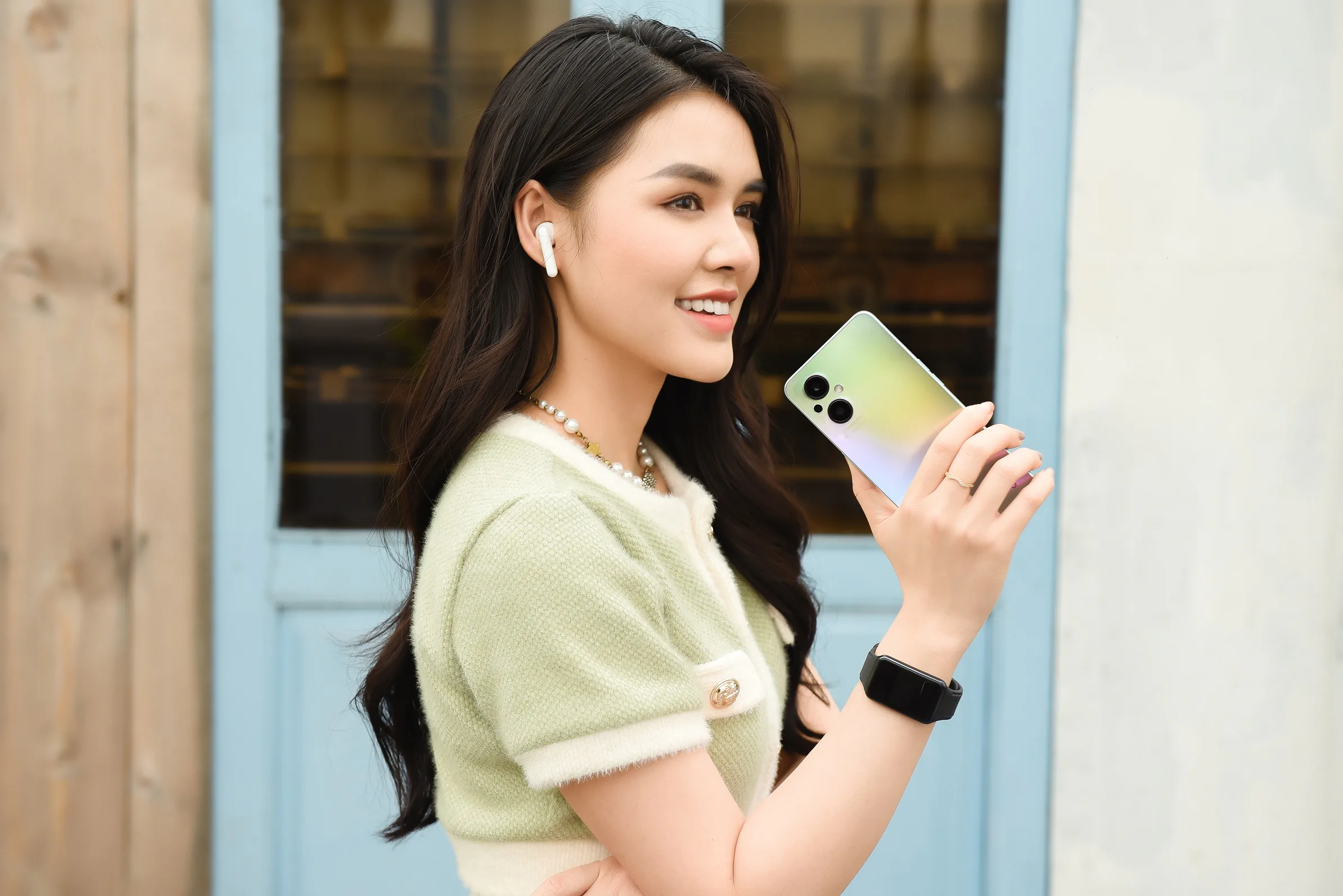 Ai nên mua tai nghe không dây OPPO Enco Air2 giá 1.6 triệu đồng?