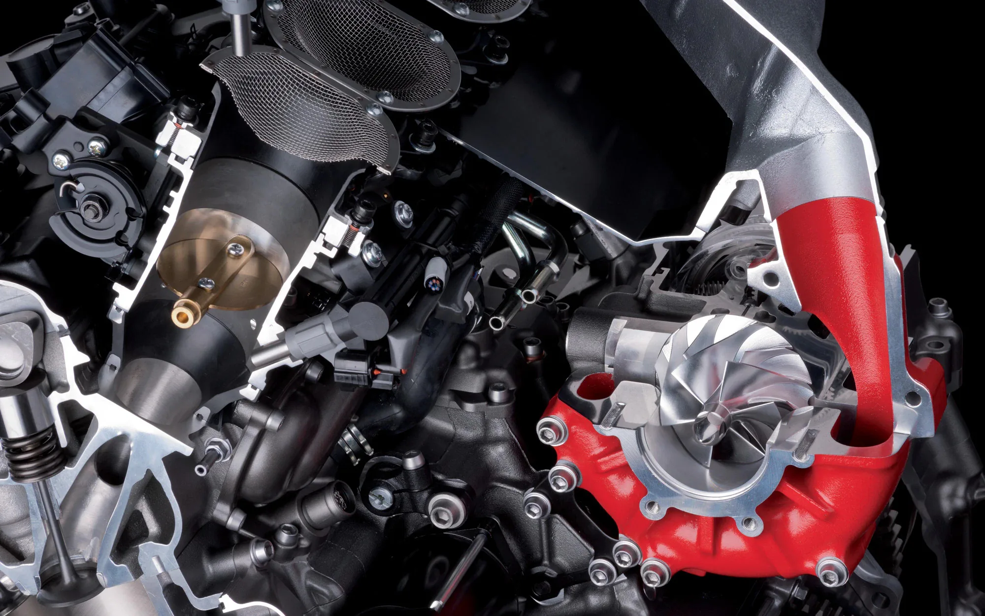 Kawasaki Ninja H2R có giá gần 2 tỷ đồng tại Việt Nam, dự kiến giao xe 4/2022