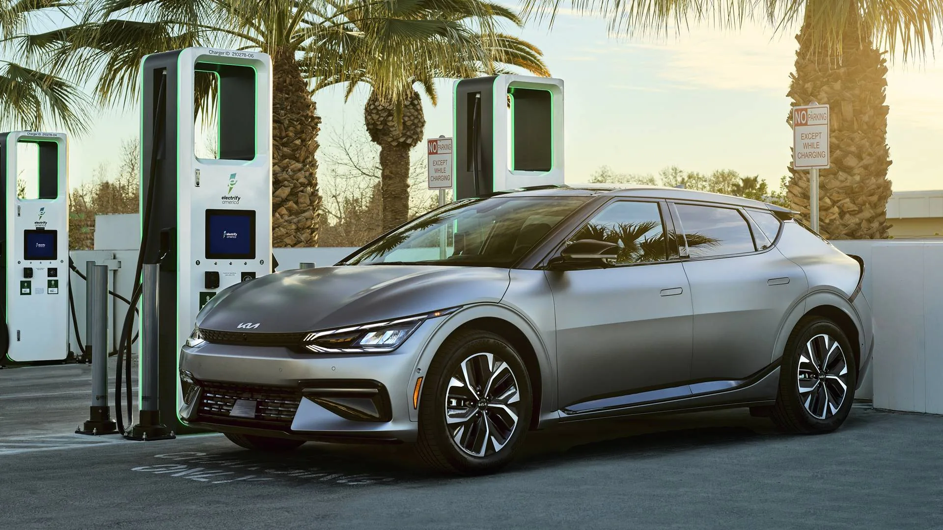 3 ứng cử viên cuối tại World Car of the Year 2022 đều là xe điện