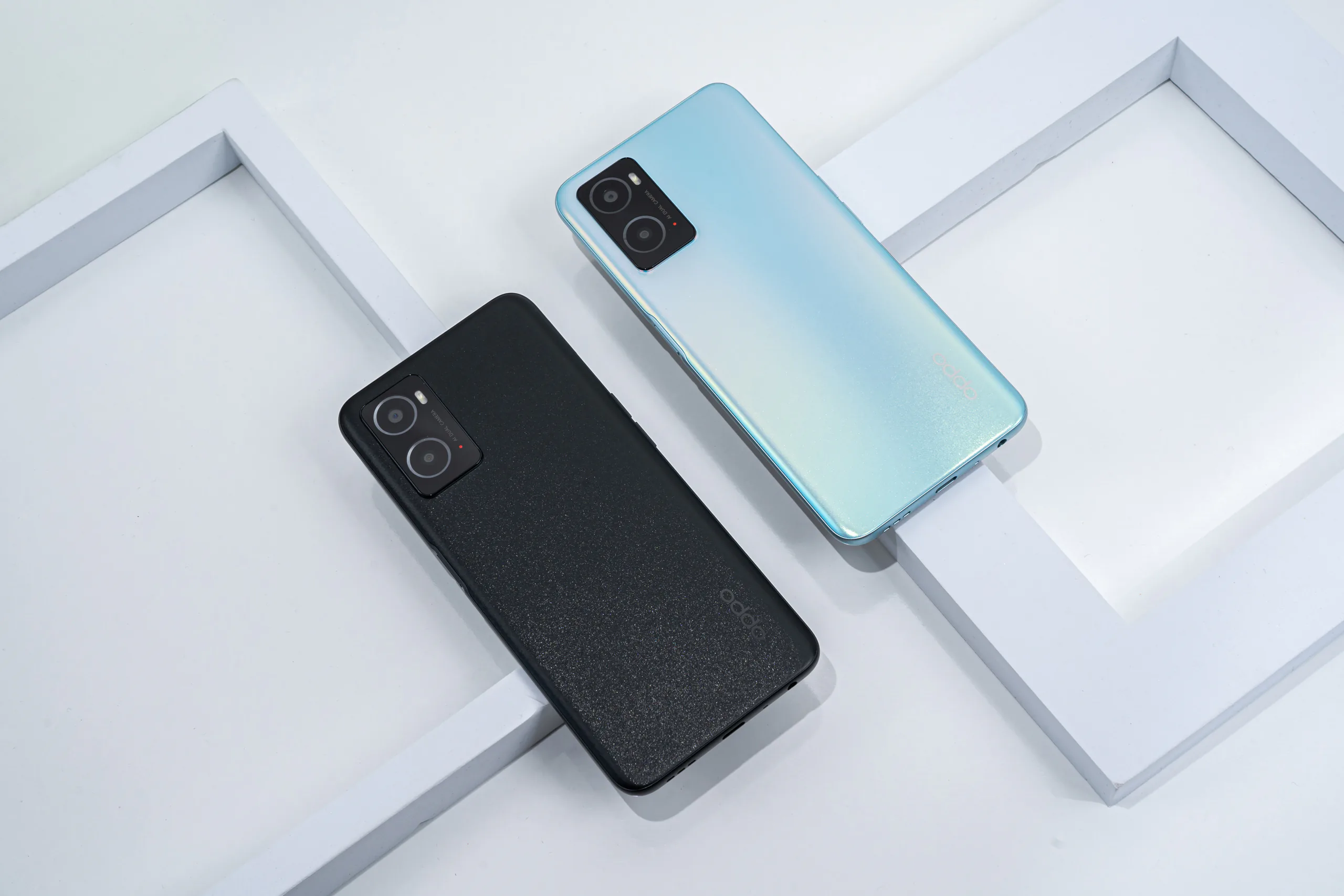 OPPO A76 - smartphone sạc nhanh nhất trong phân khúc