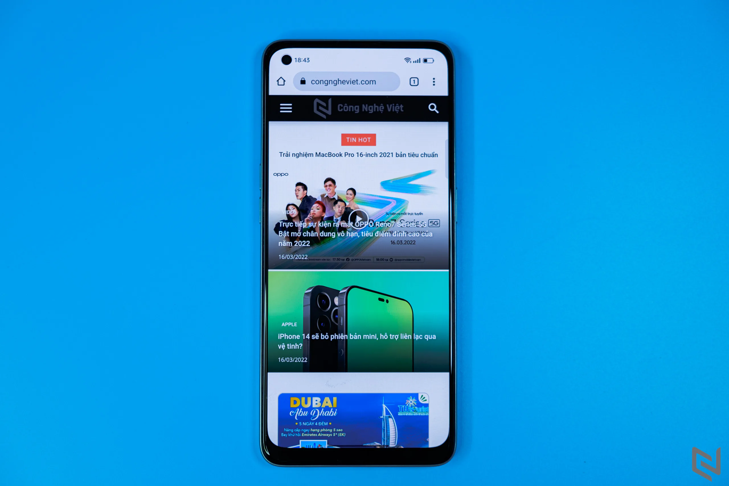 Mở hộp OPPO Reno7 Z 5G: Thiết kế phá cách, viền sáng kép là điểm nhấn