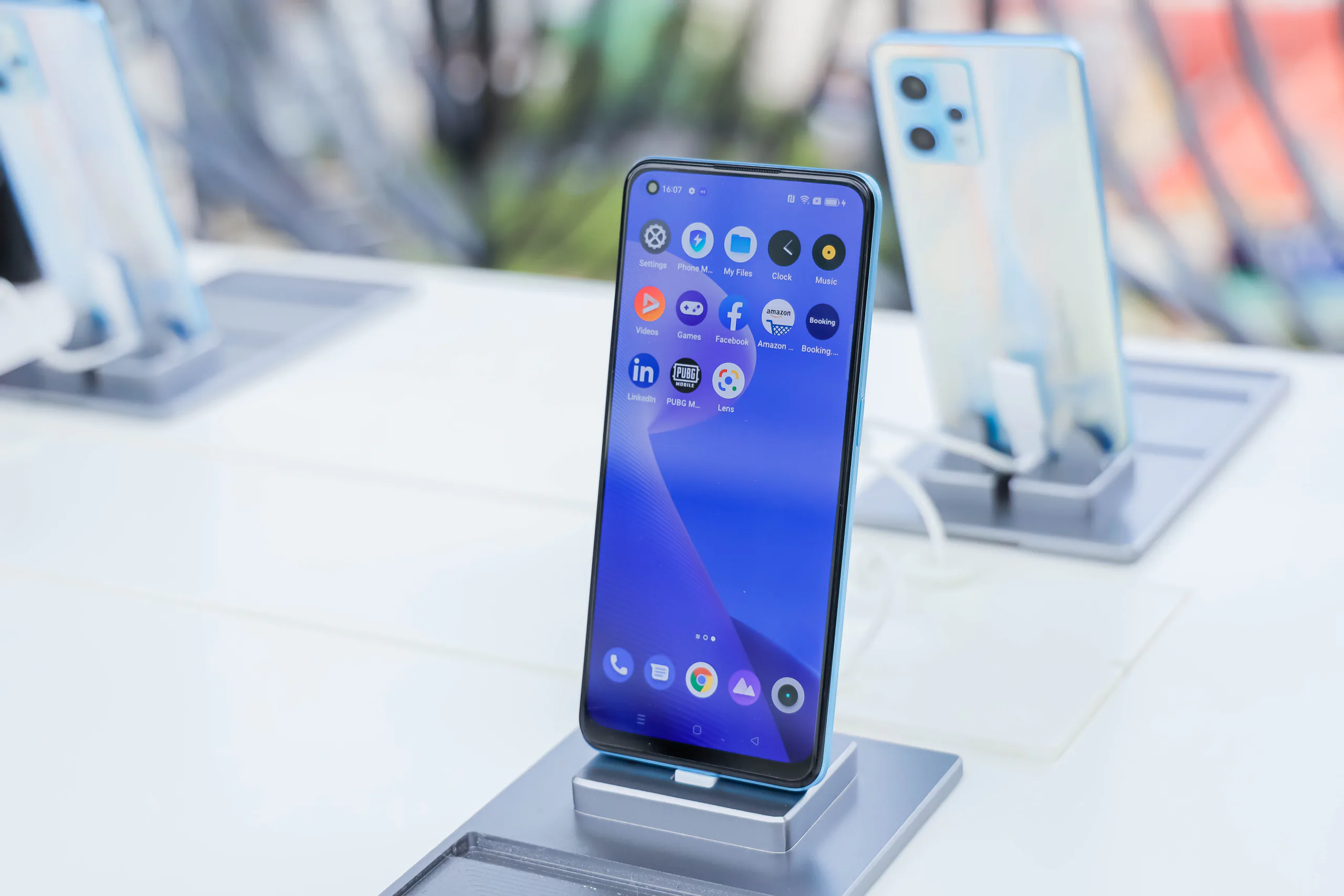 realme trình làng 4 siêu phẩm mới: Công nghệ sạc nhanh nhất thế giới, realme GT 2 Series, realme 9 Pro Series, realme C35